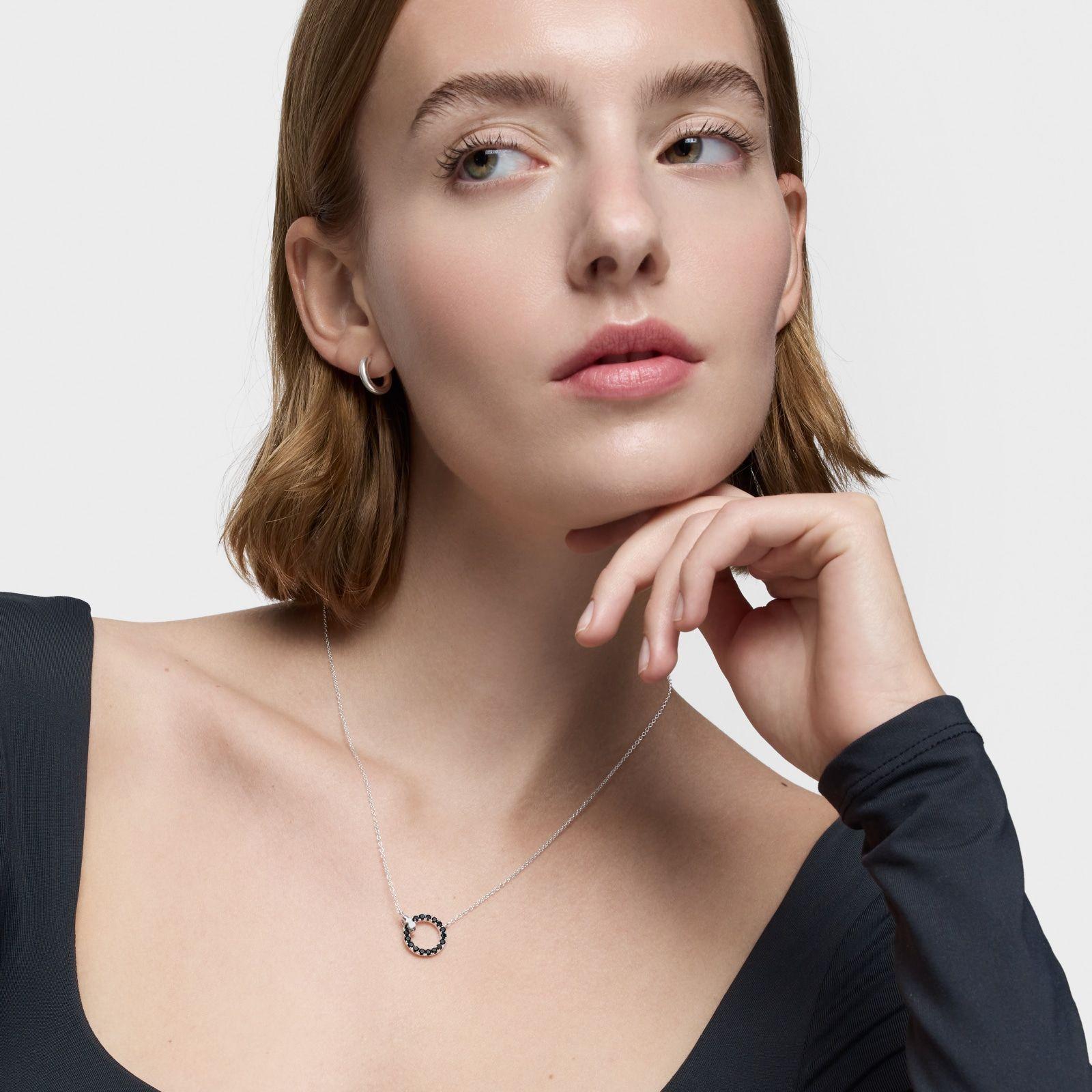 Collar de plata y espinela negra Straight-4