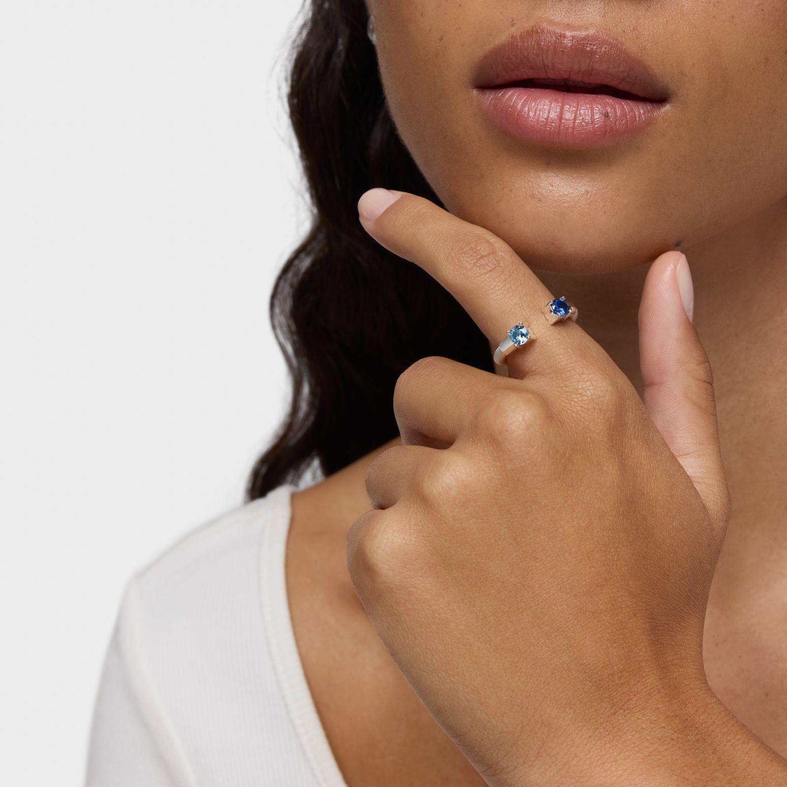 Anillo abierto de plata y espinela creada en laboratorio-5