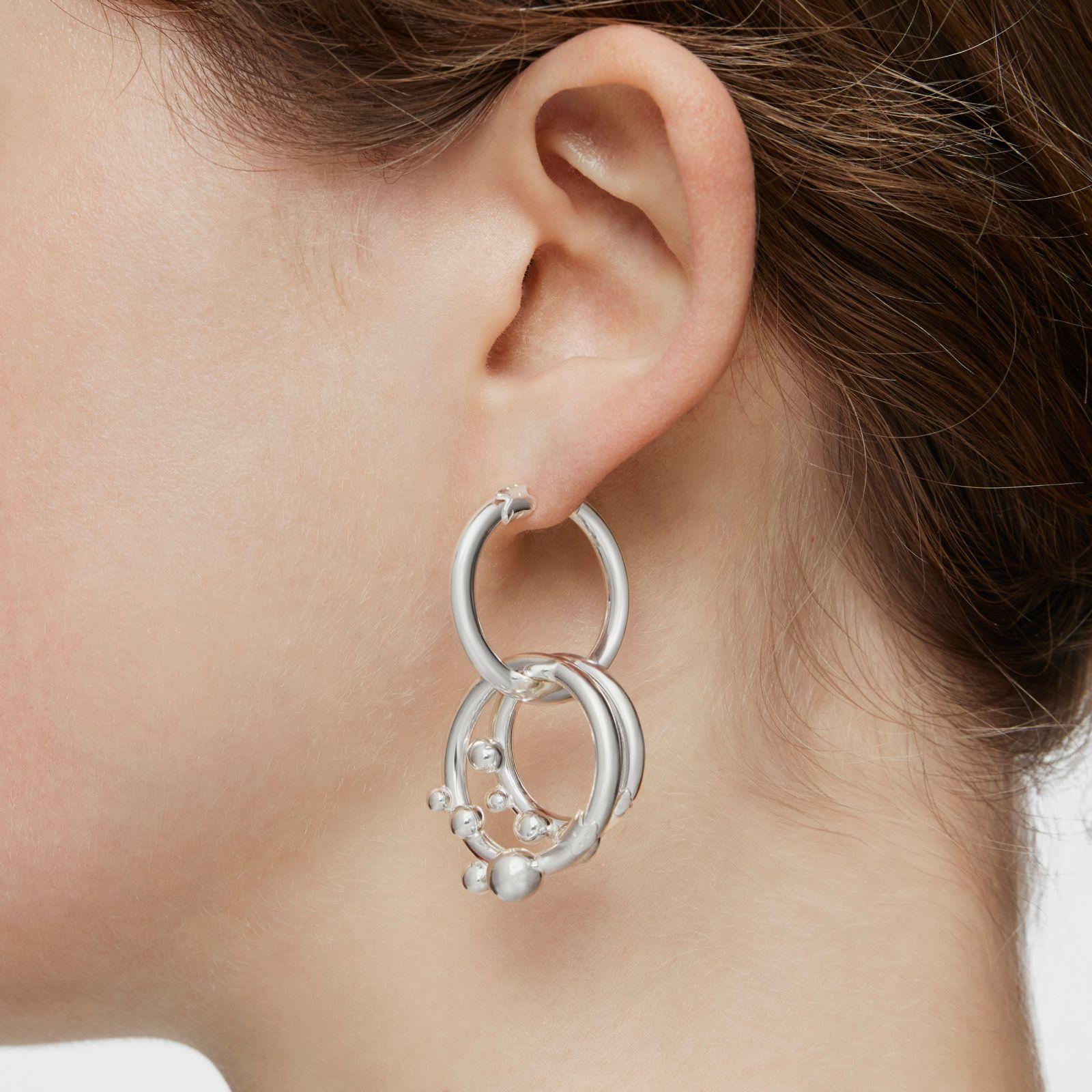 Pendientes de plata corto/largo con anillas y detalles Hold-5