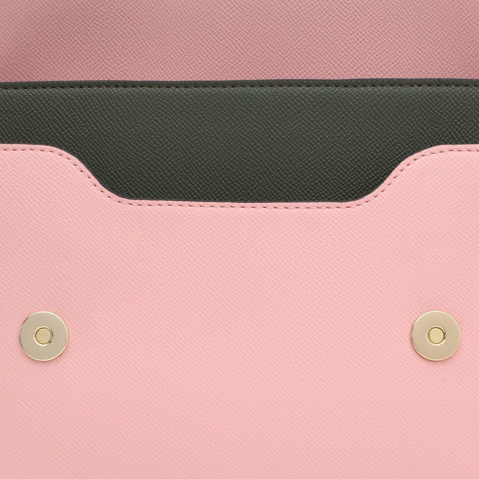 Bandolera mediana gris y rosa Audree Saffiano-4