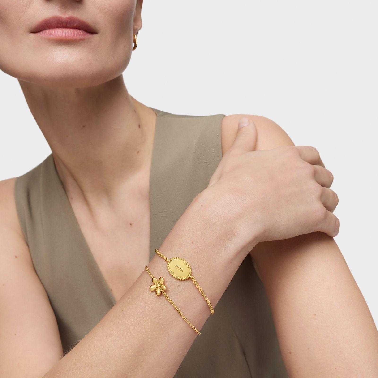 Pulsera cadena con baño de oro 18 kt plata placa TOUS Mom-6