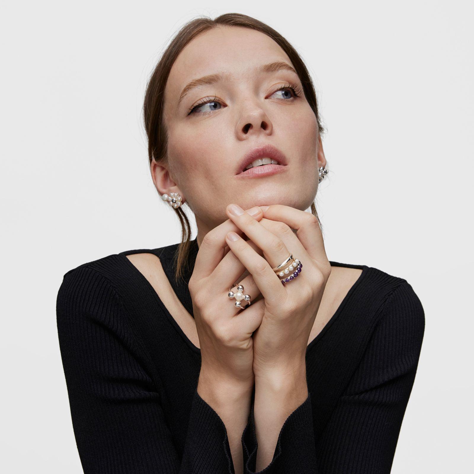 Anillo grande motivos de plata y perla cultivada Sugar Party-4