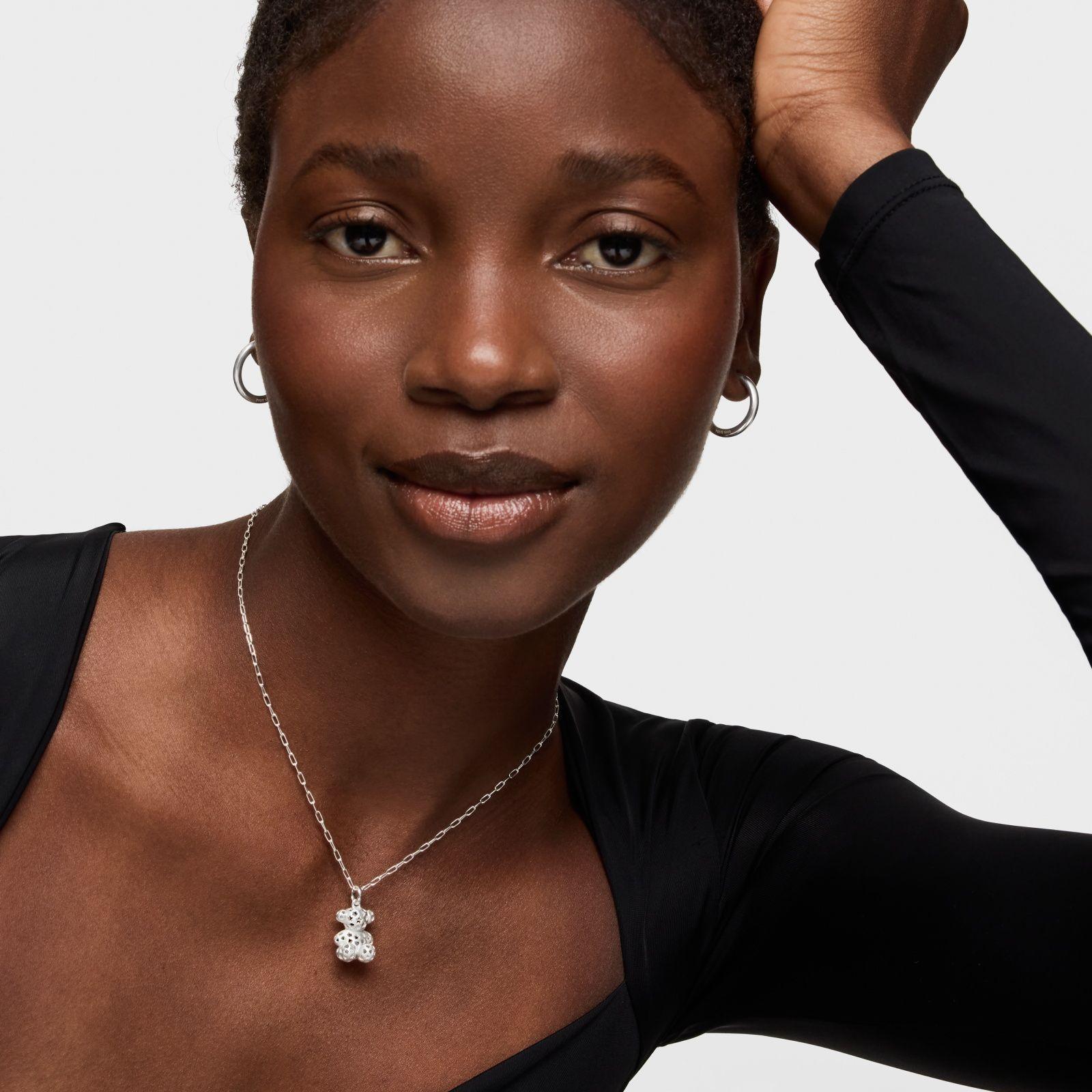 Colgante oso de plata con motivos troquelados Bold Bear-3