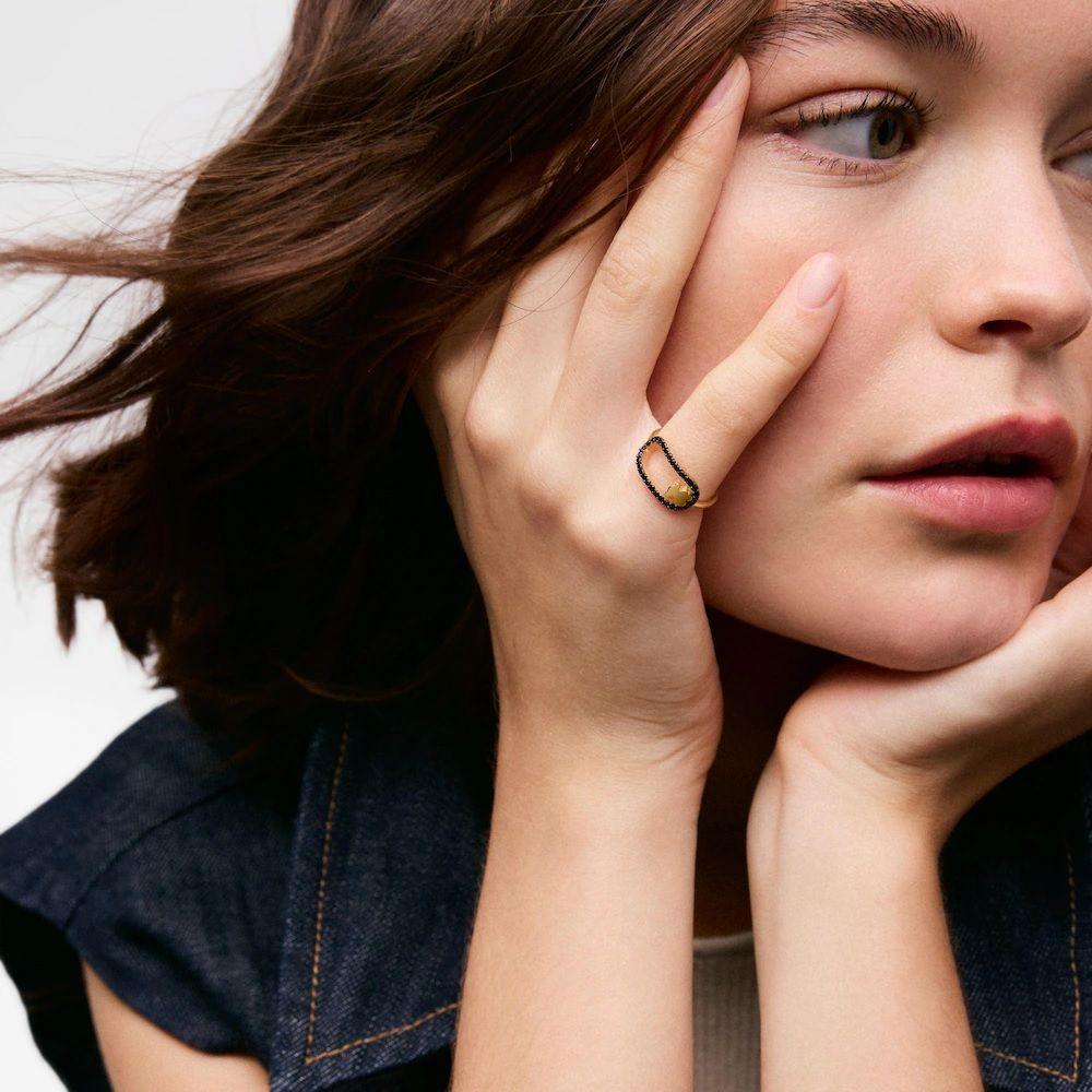 Anillo con baño de oro 18 kt sobre plata y espinelas Camille-3