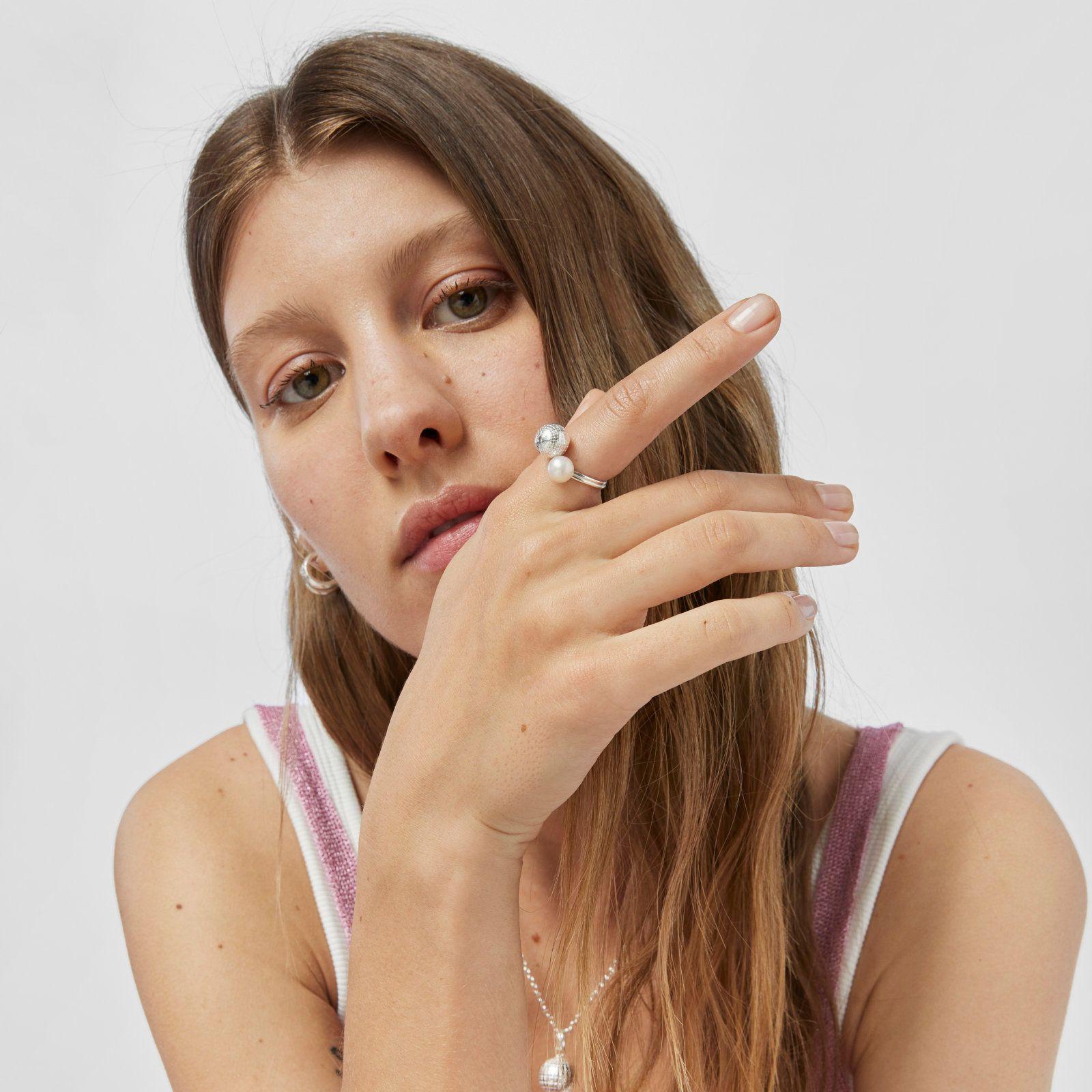 Anillo de plata bola osos y perla St. Tropez Disco Tous-3