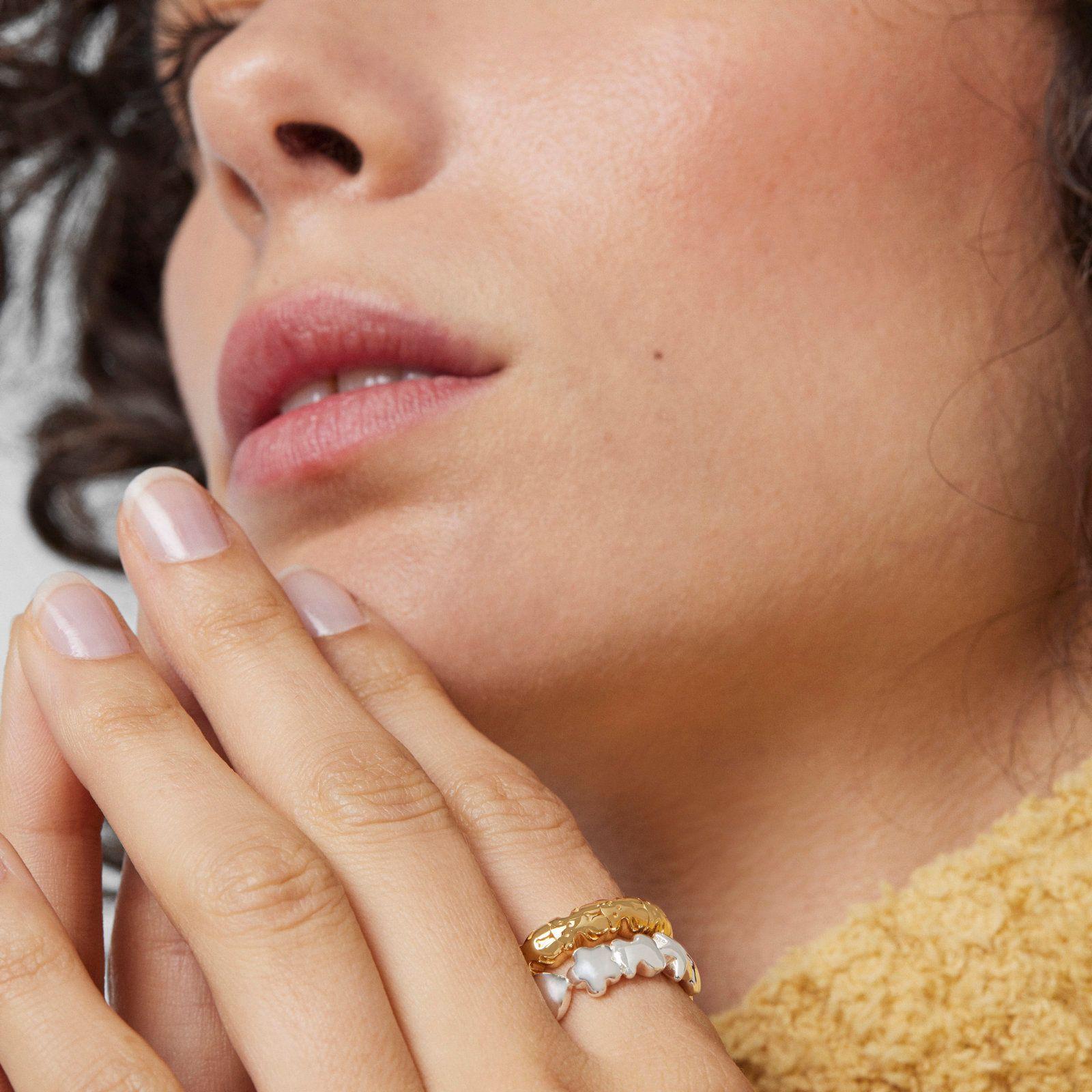 Anillo con baño de oro 18 kt sobre plata motivos oso-3