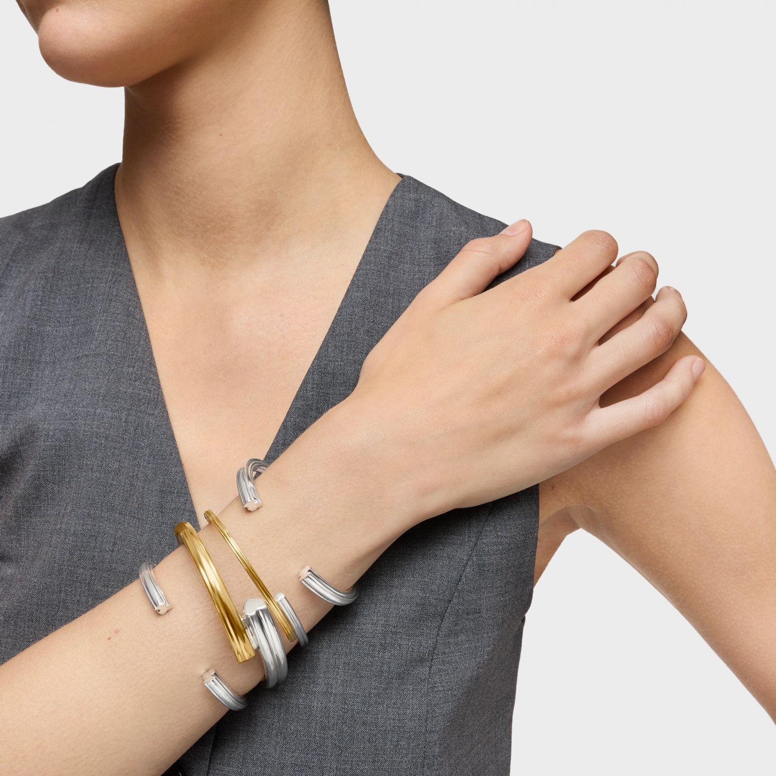 Pulsera esclava bicolor ancha con motivos oso y corazón-4