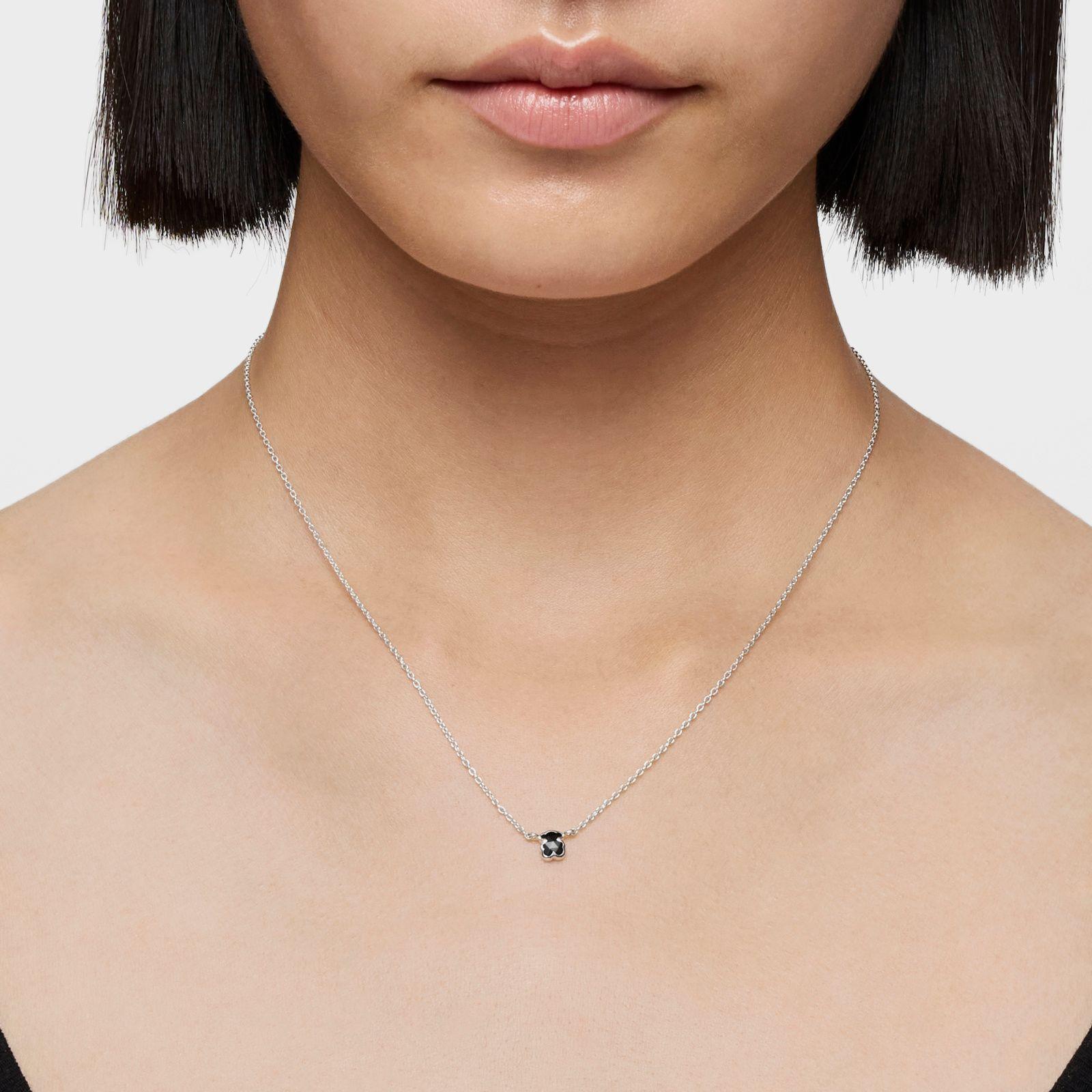 Collar corto de plata y motivo oso pequeño en ónix-5