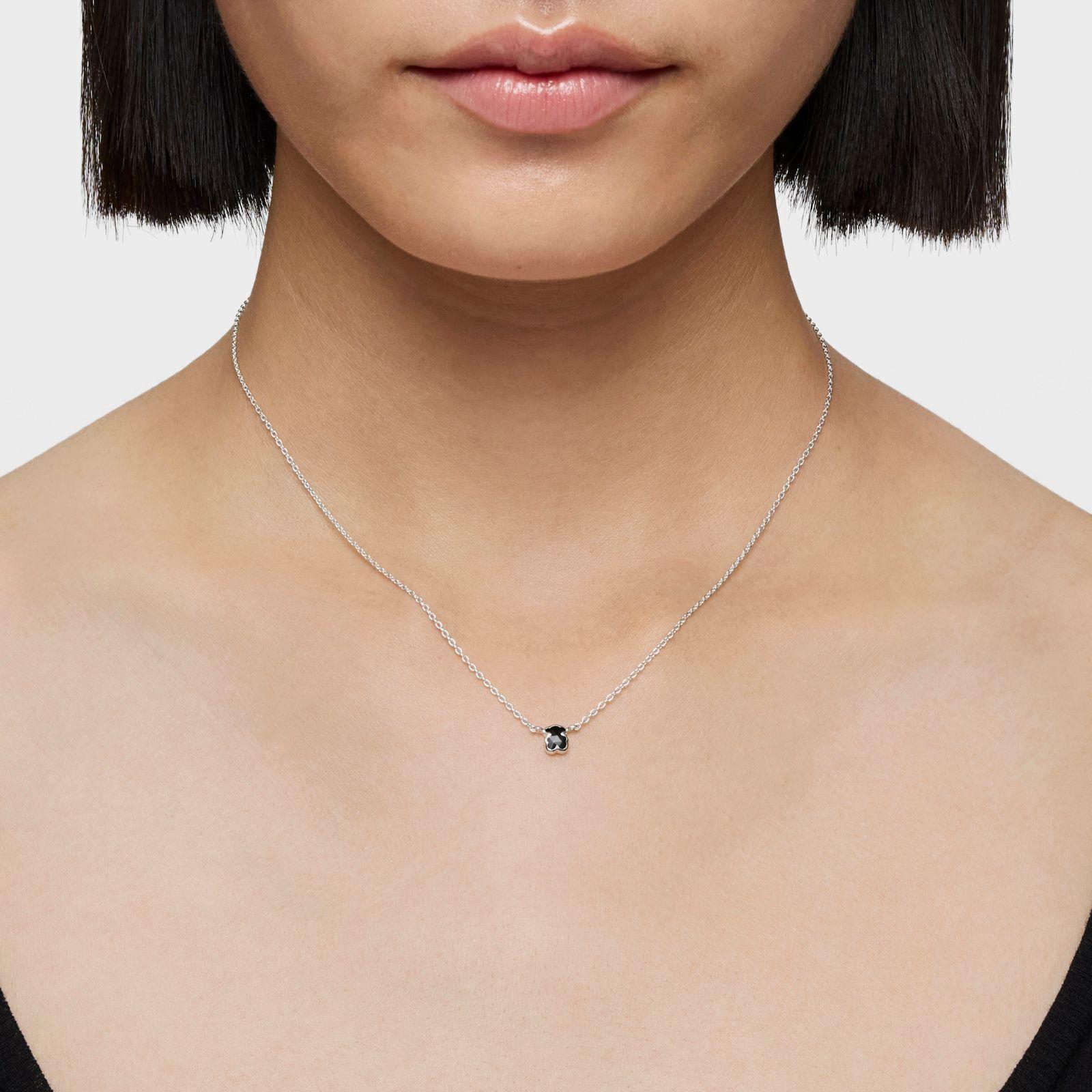 Collar corto de plata y motivo oso pequeño en ónix-6