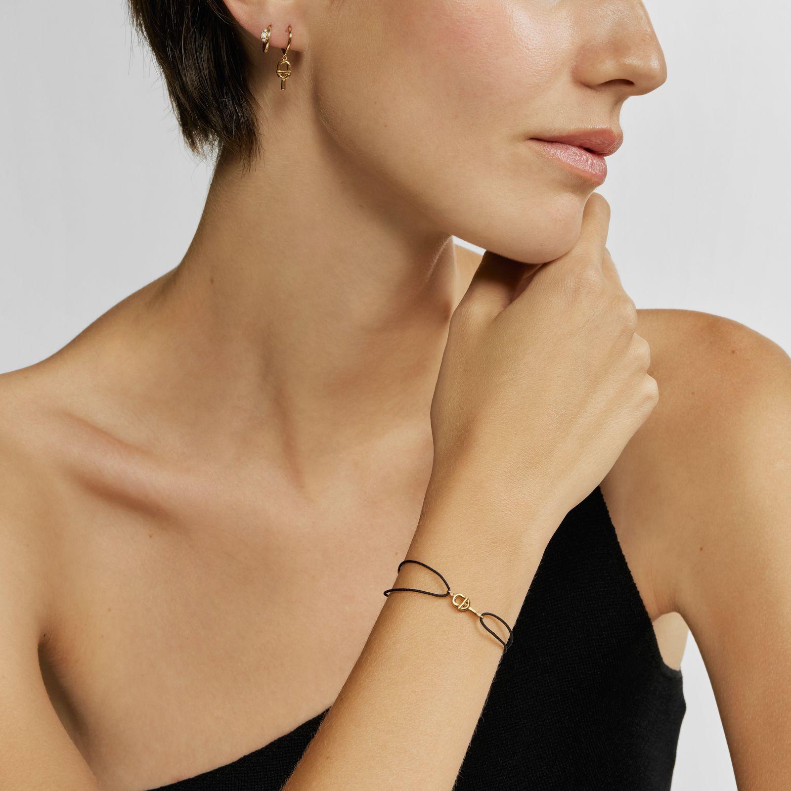 Pulsera de oro con diamantes y nylon negro TOUS MANIFESTO-3