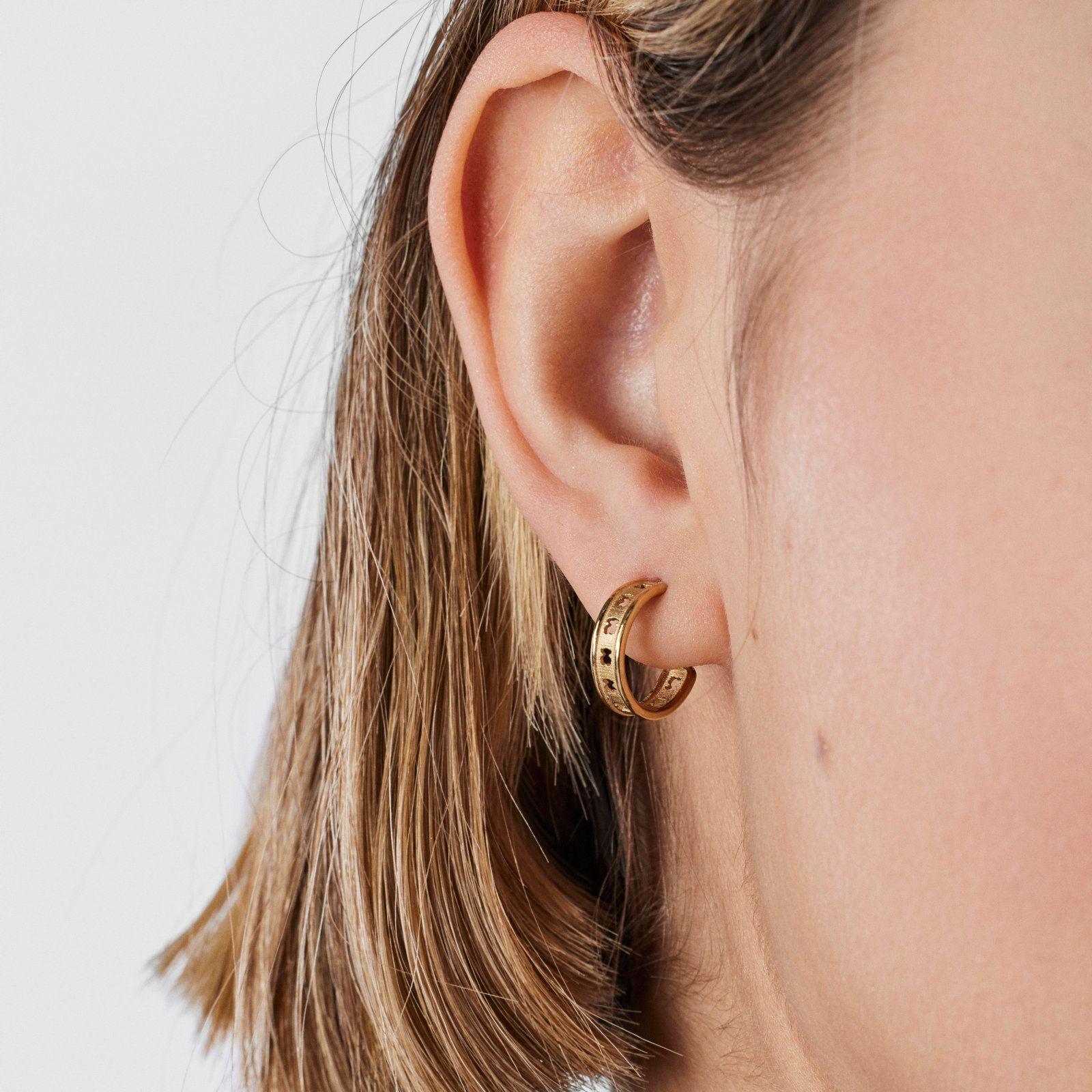 Aros aro de plata vermeil pequeños con silueta Bear Row Tous-3