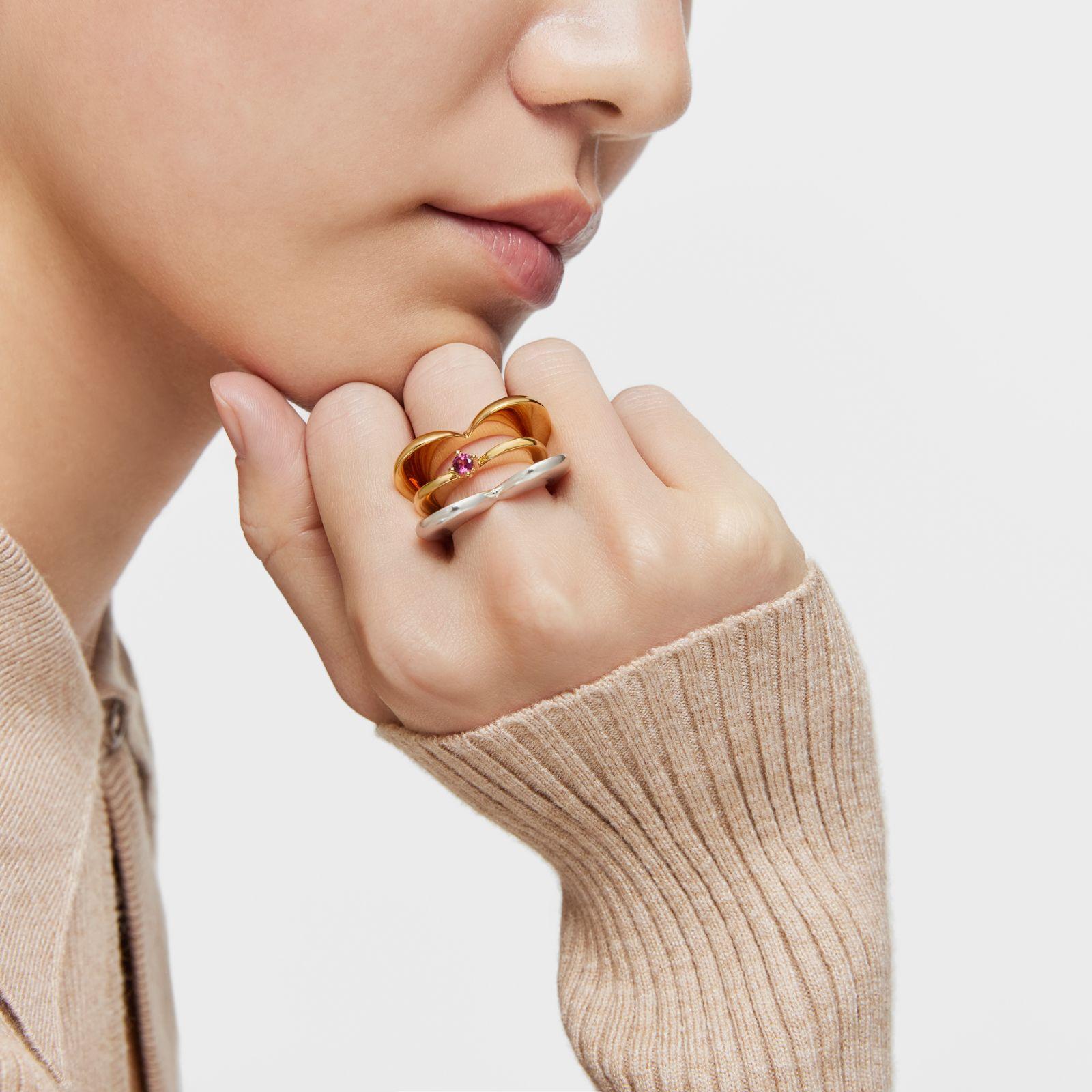 Anillo grande corazón con baño de oro 18 kt sobre plata-4