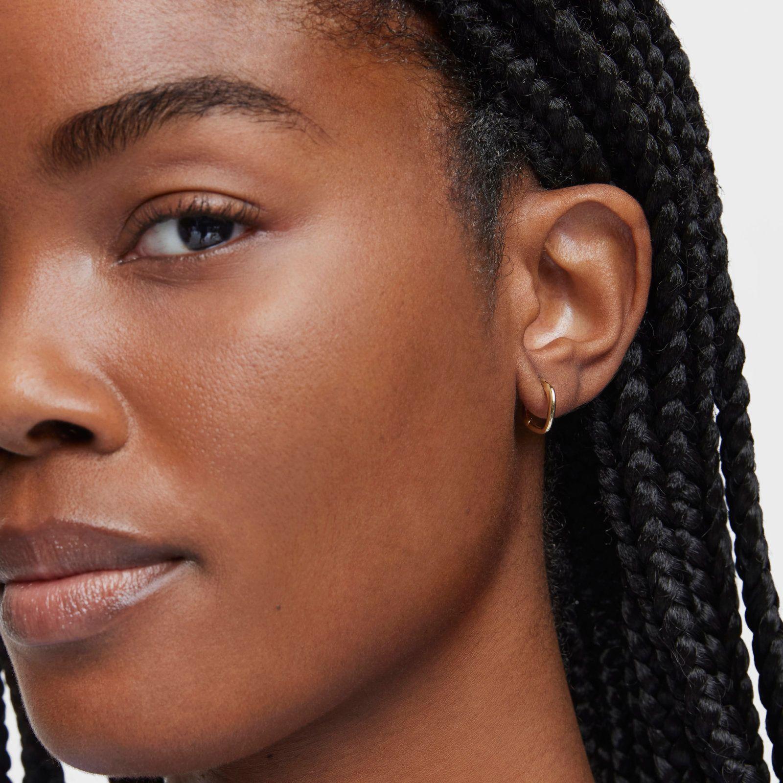 Aros de oro cortos con aro púa Basics-5