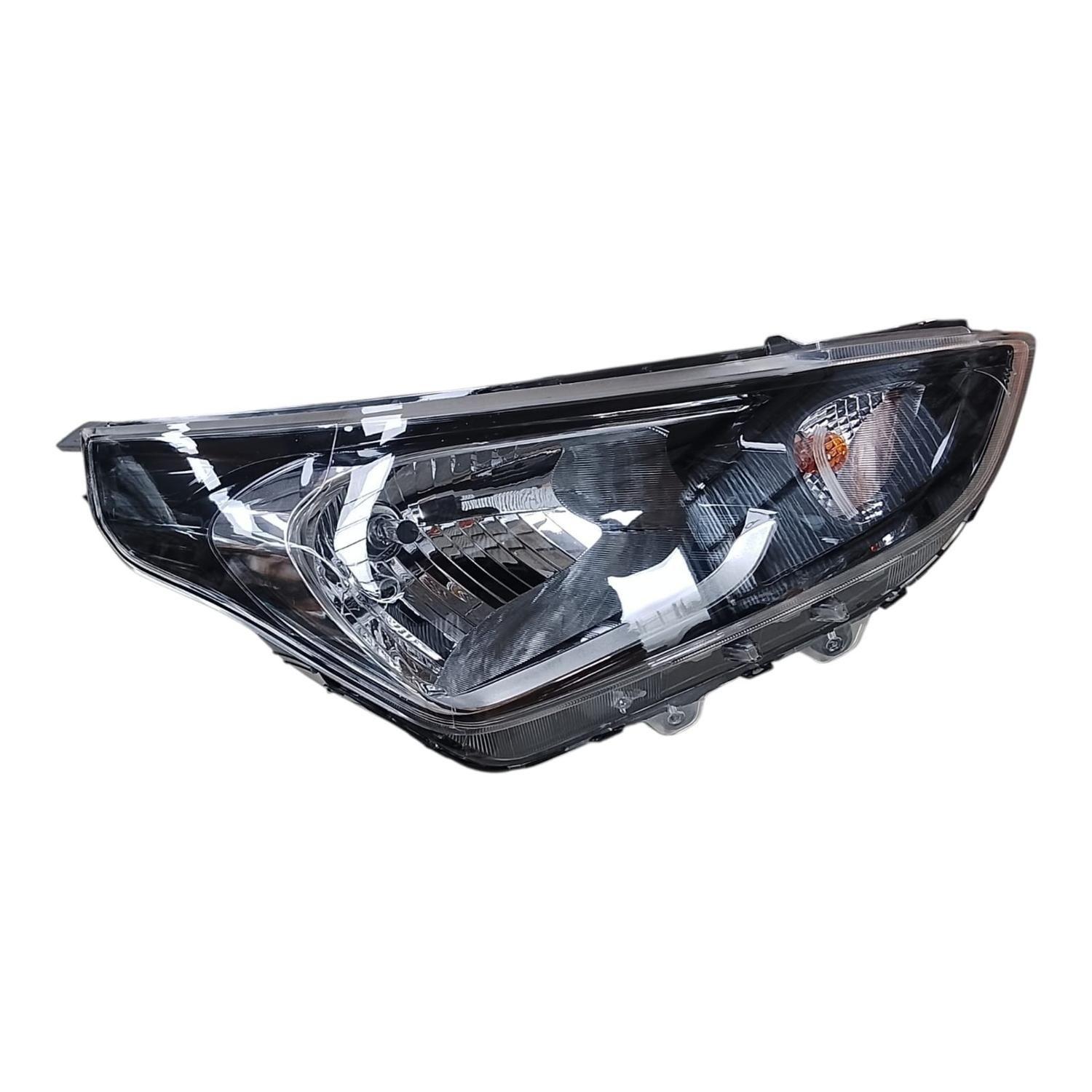 Optico Derecho Hyundai Verna 21-23-0