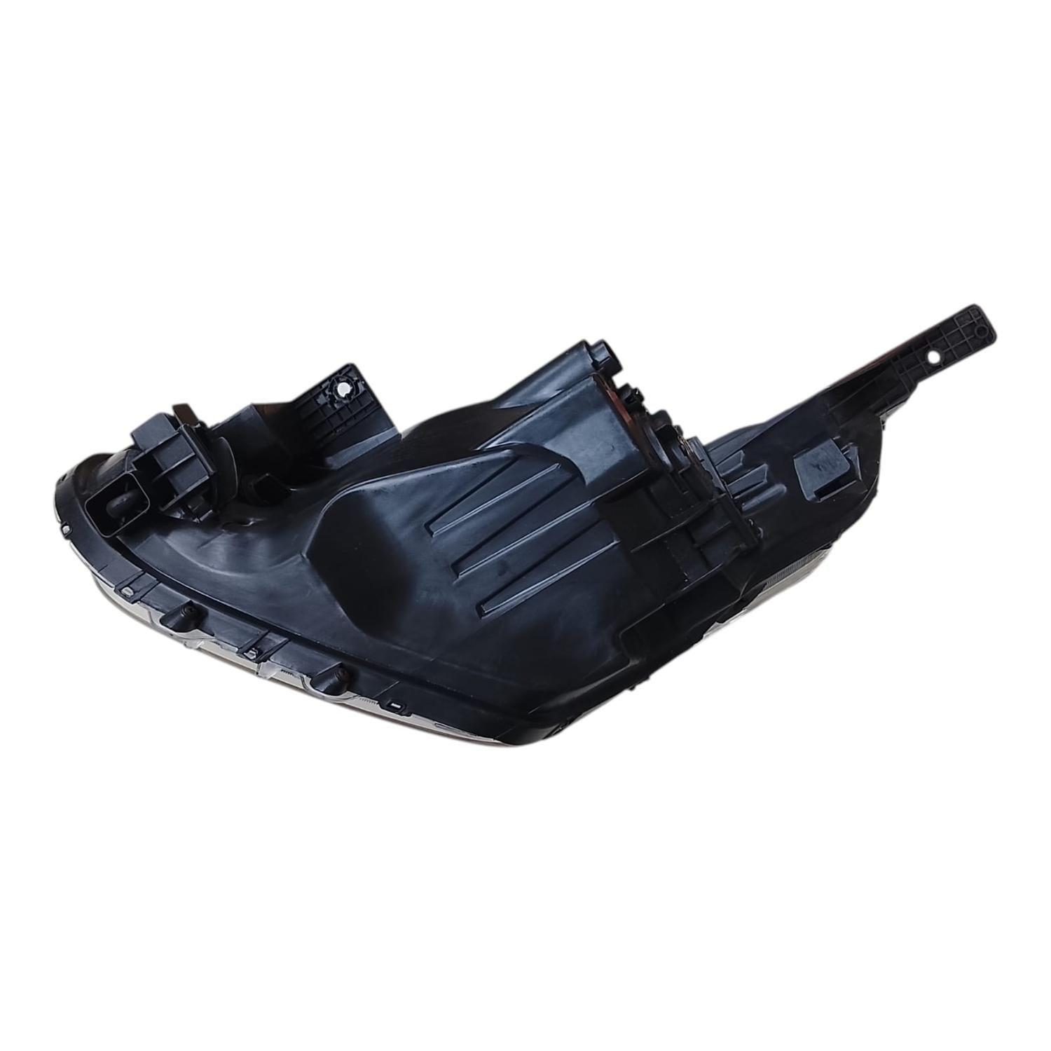 Optico Derecho Hyundai Verna 21-23-2