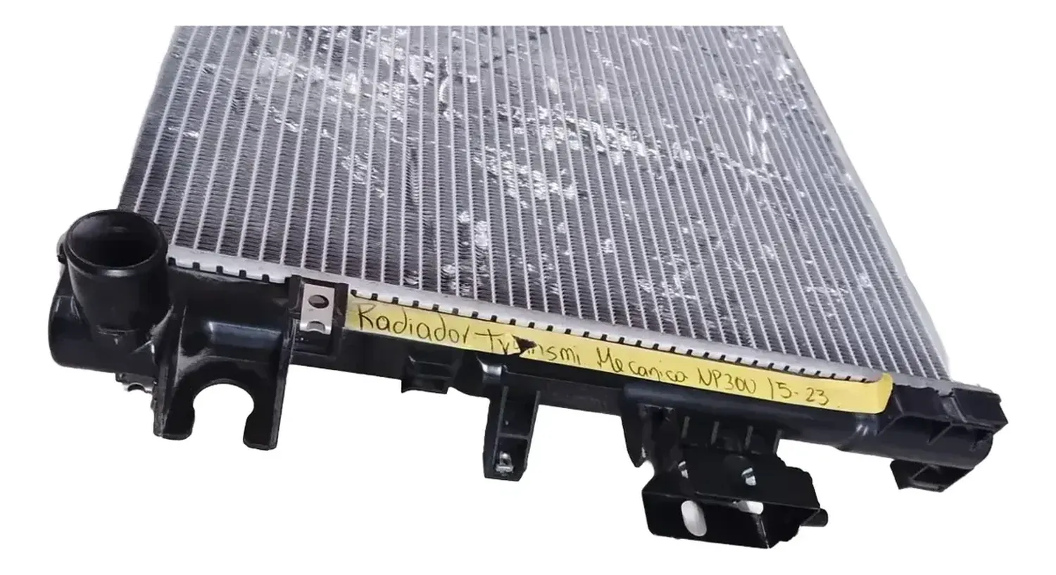 Radiador Motor Transmision Mecanica Np300 15/23-3