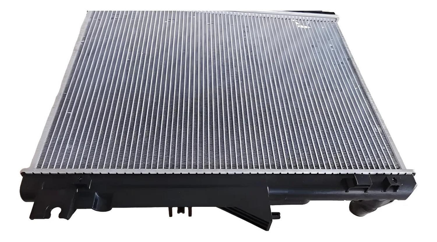 Radiador Motor Transmision Mecanica L200 16/20-2