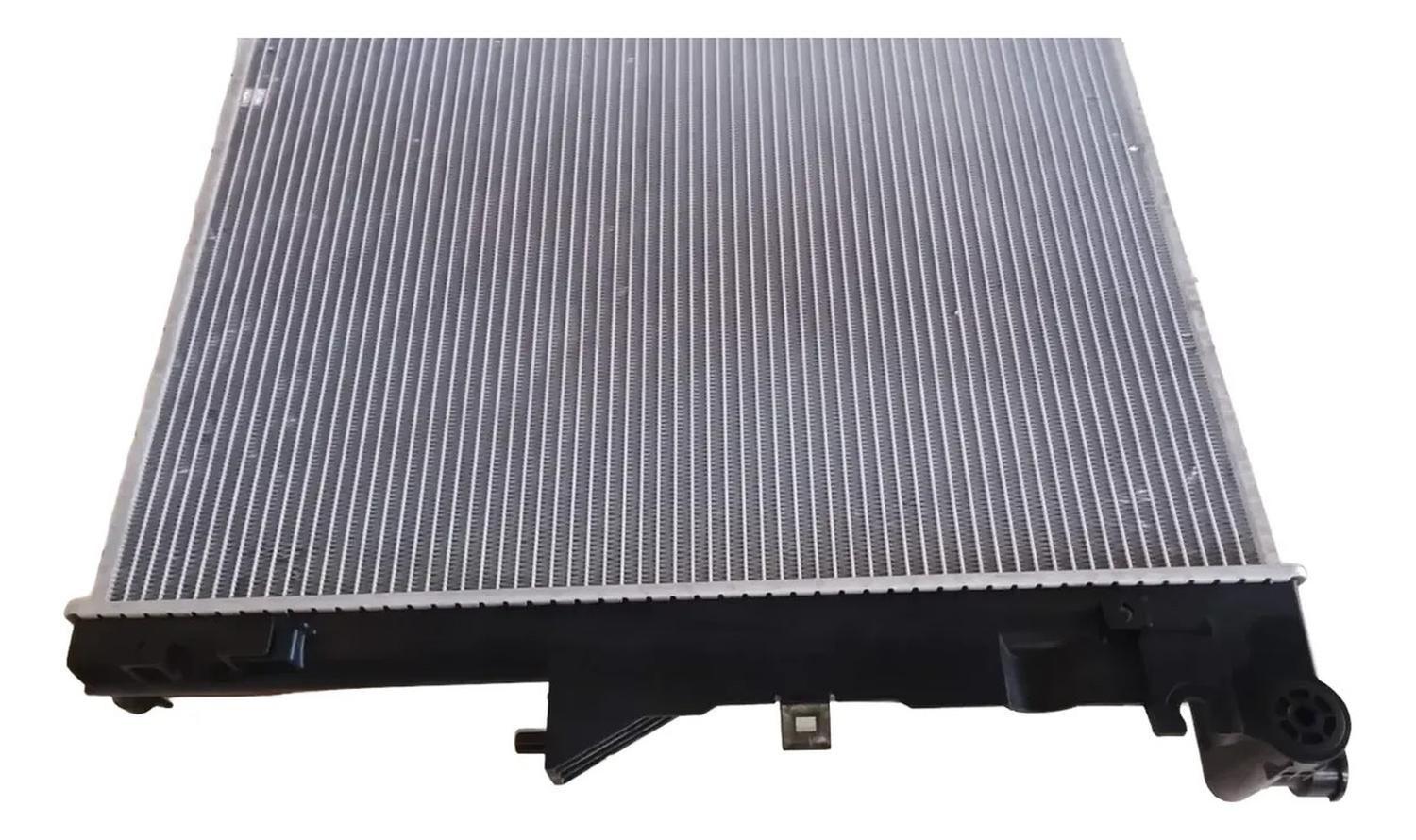 Radiador Motor Transmision Mecanica L200 16/20-3