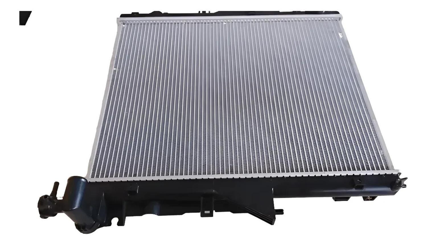 Radiador Motor Transmision Mecanica L200 16/20-4