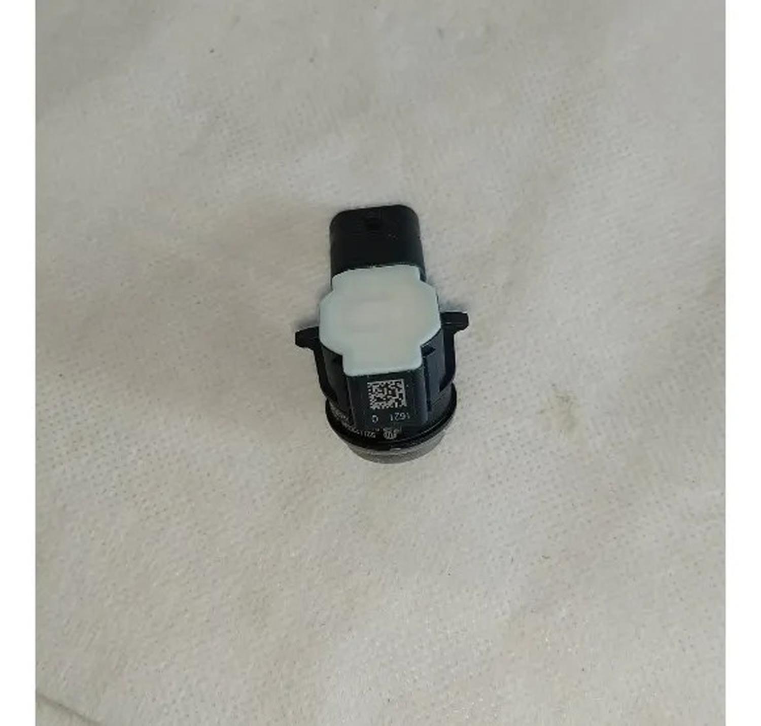 Sensor Retroceso Jeep Renegade Negro-2