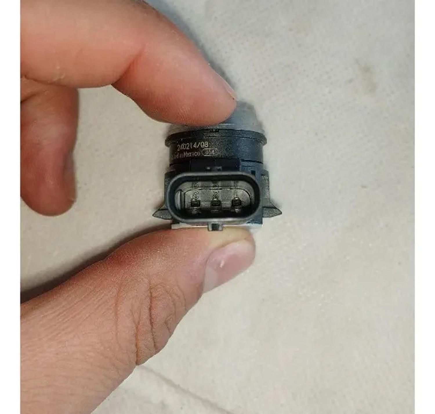 Sensor Retroceso Jeep Renegade Negro-3