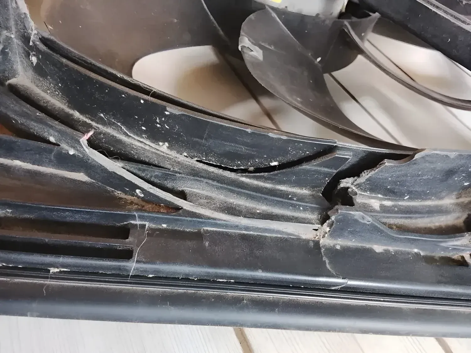Electroventilador Peugeot 5008-9