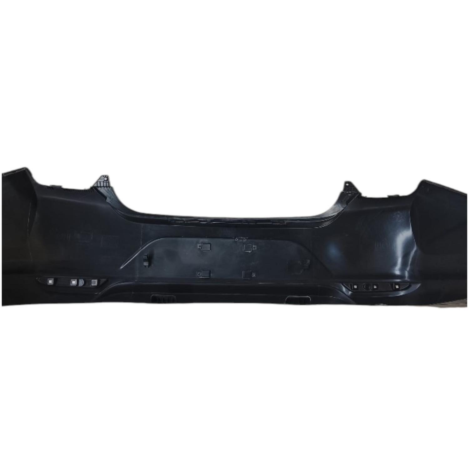PARACHOQUE TRASERO HYUNDAI VERNA 2020-4