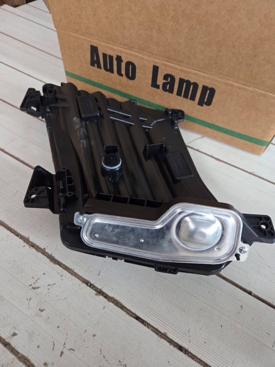 NEBLINERO LH PEUGEOT 2008/208 2025 2026-2