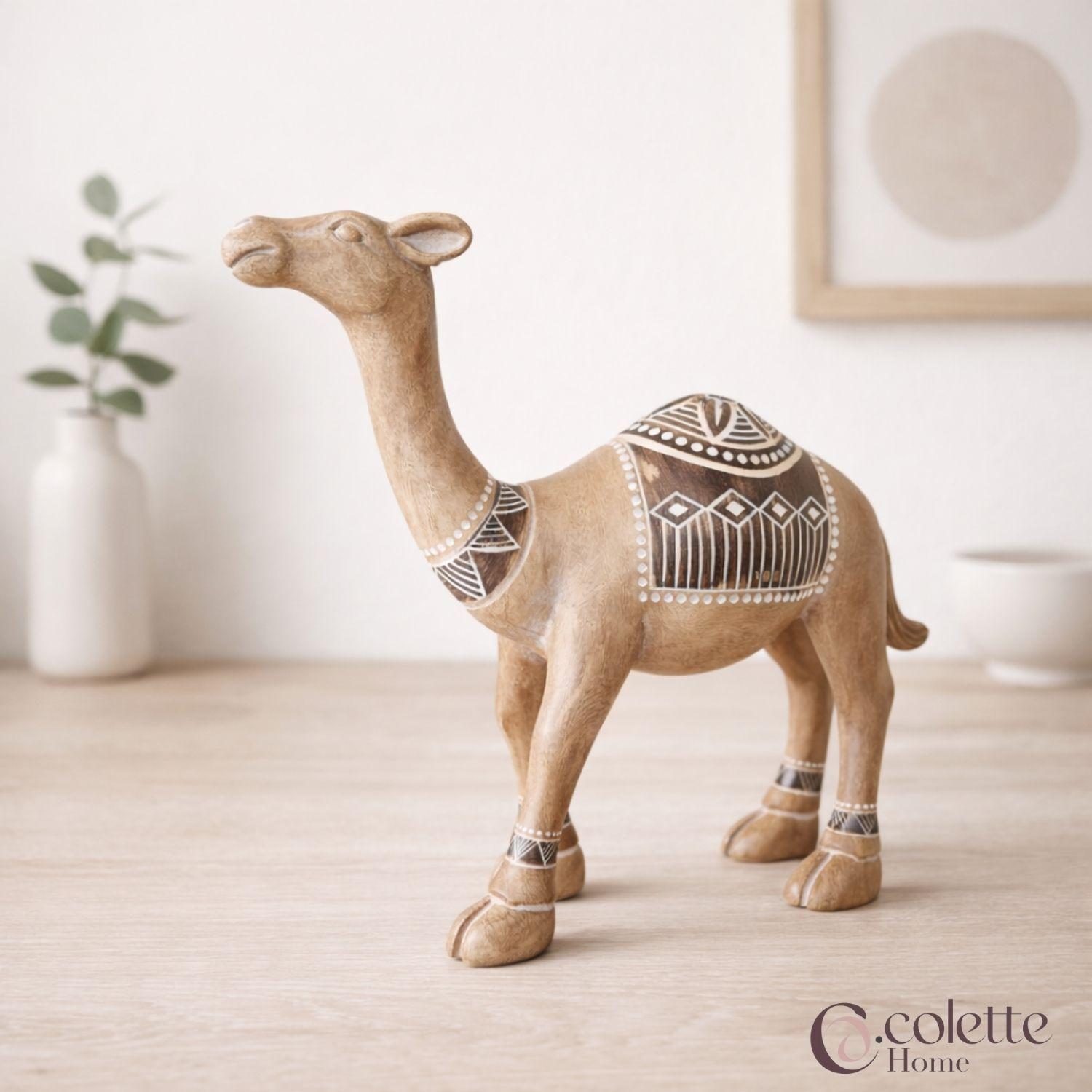Figura Decorativa Adorno  Resina Original  Camello Zafir Beige-2