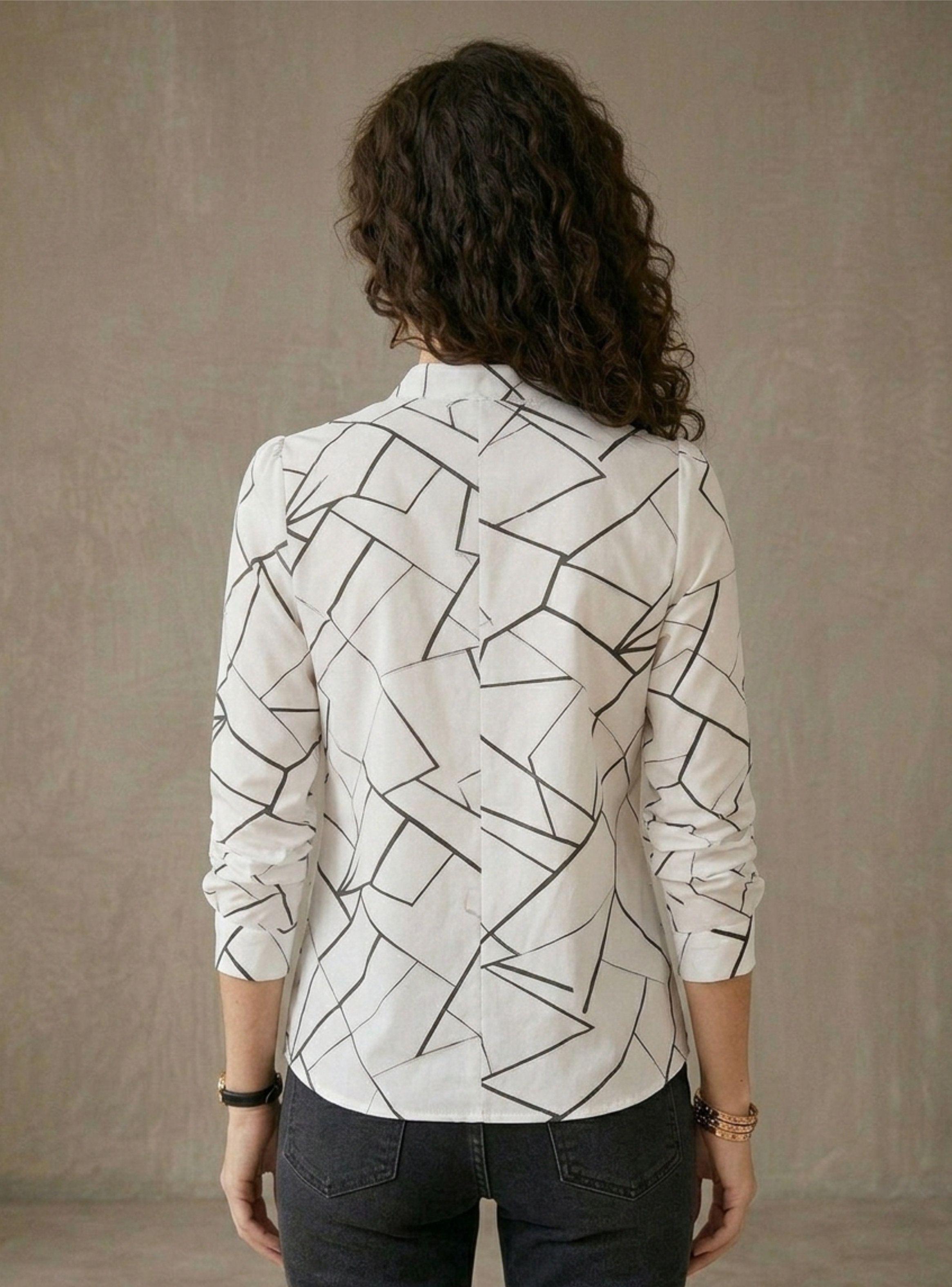 Blusa Estampado Geométrico con Cuello en V y Botones-2