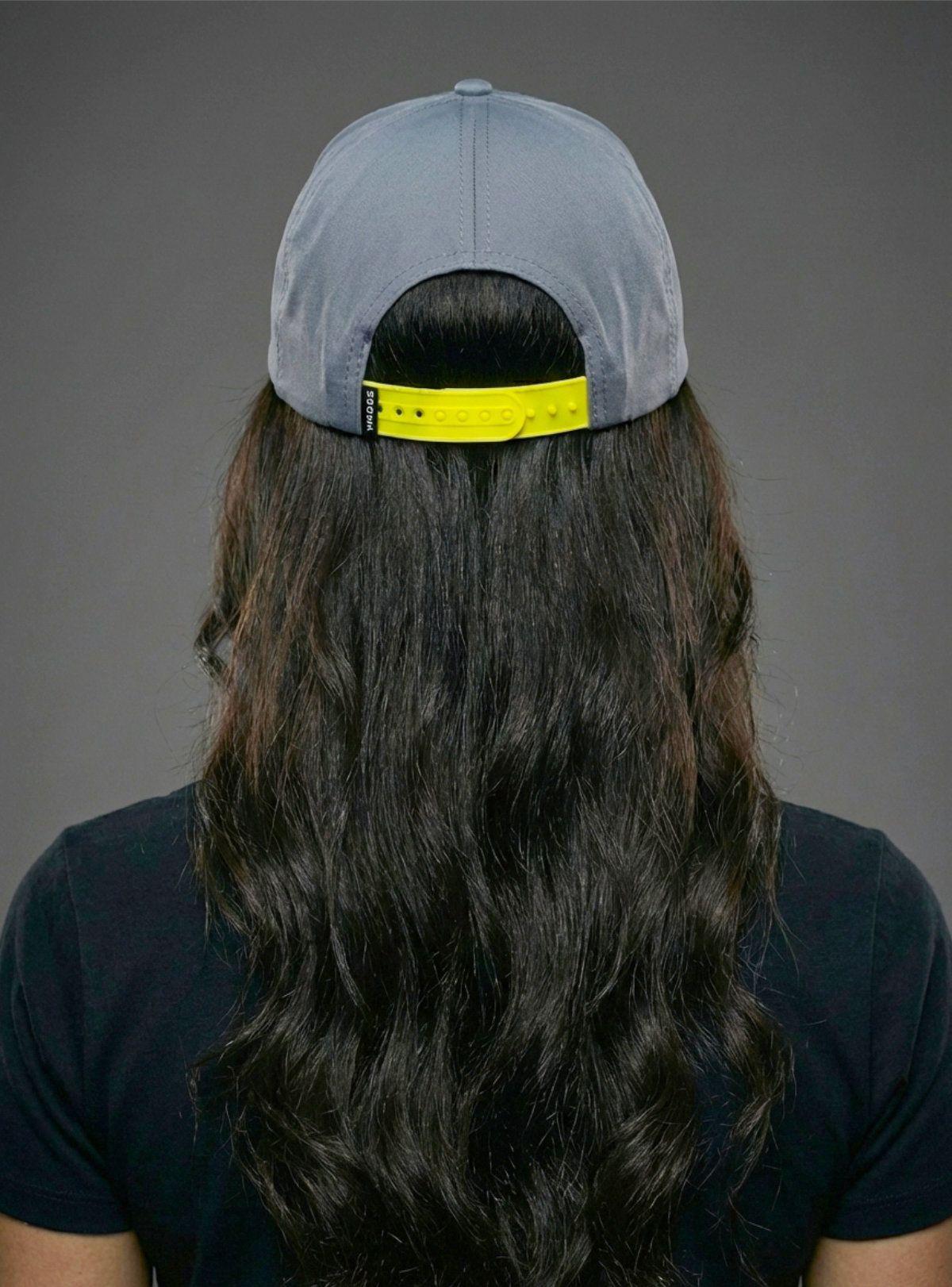 Gorra Deportiva Jockey Trucker mujer Gris – Transpirable con Corte Láser-3