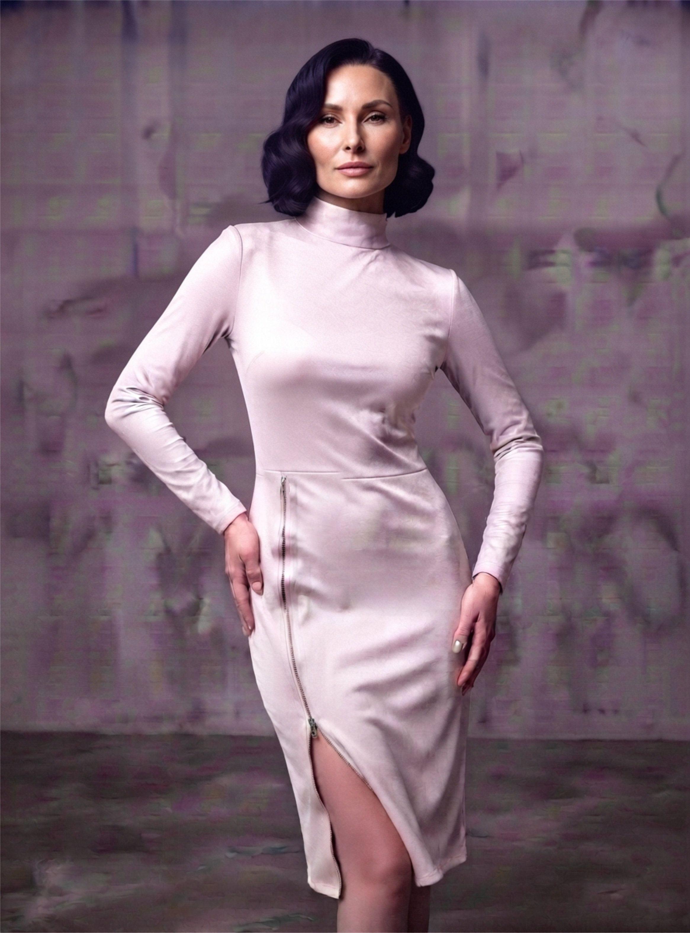 Vestido Midi de Manga Larga con Cuello Alto y Cierre Lateral Champagne-0