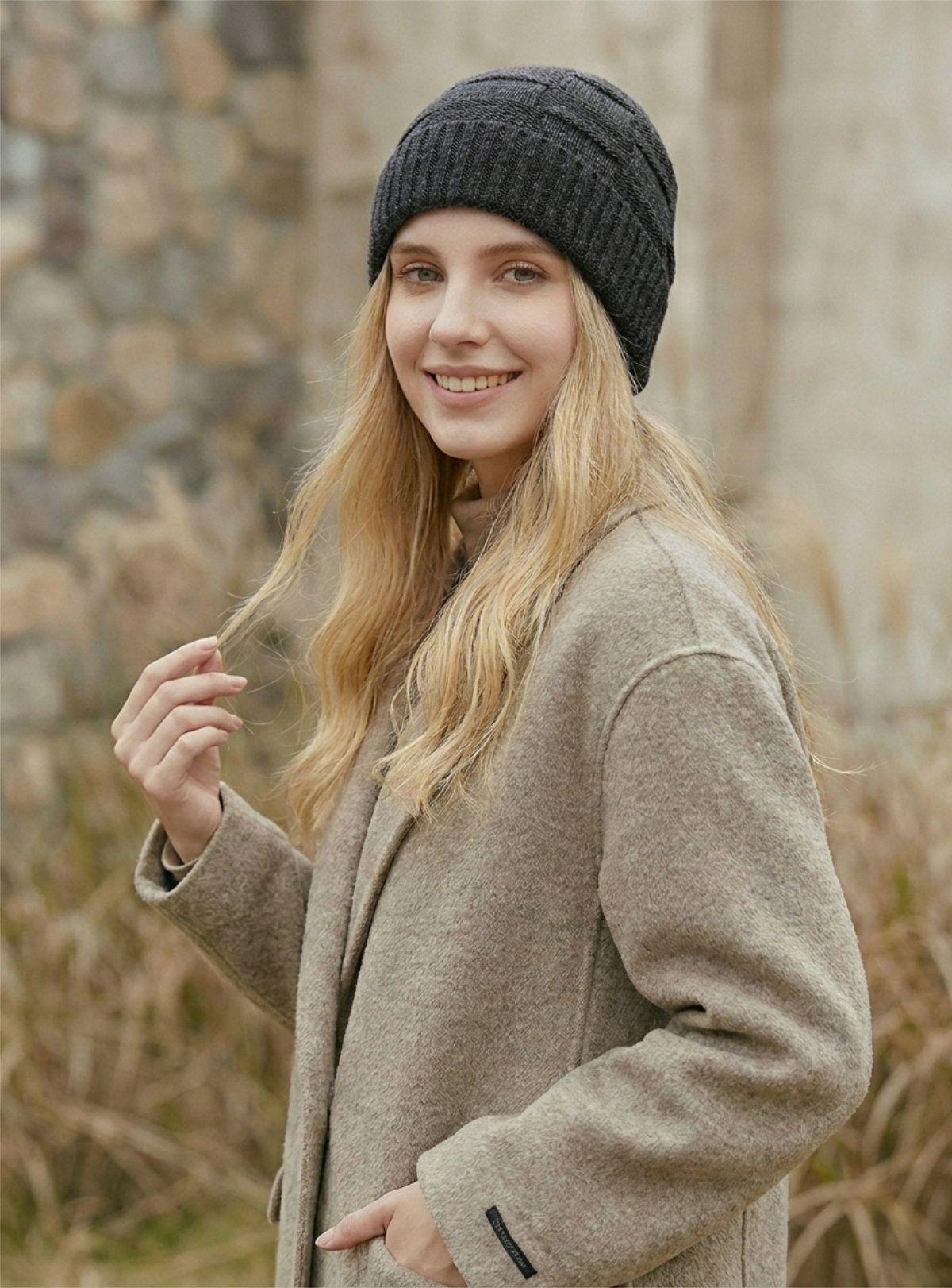 Gorro de Punto Gris Carbón Negro para Mujer | Gorro Lana Invierno Premium Masc-3
