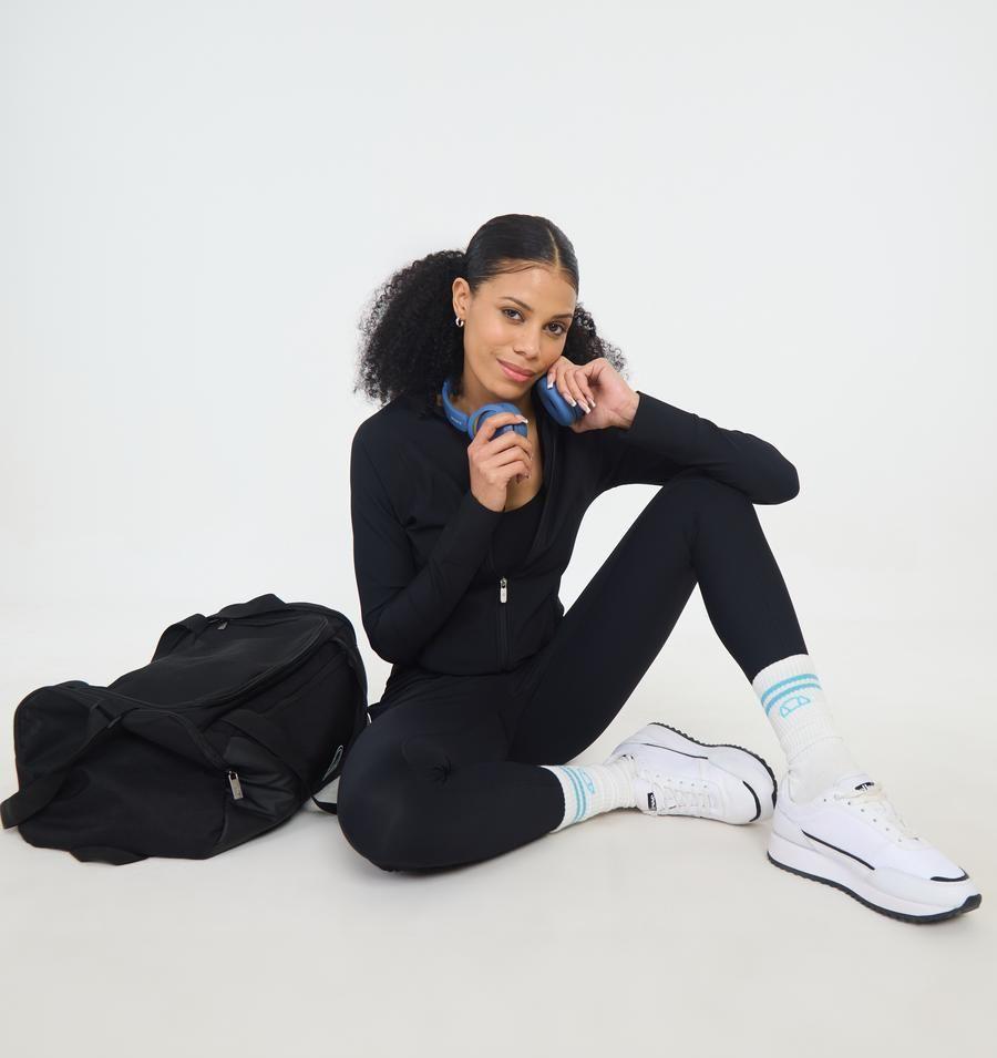 POLERON MUJER ELLESSE DIANA NEGRO-3