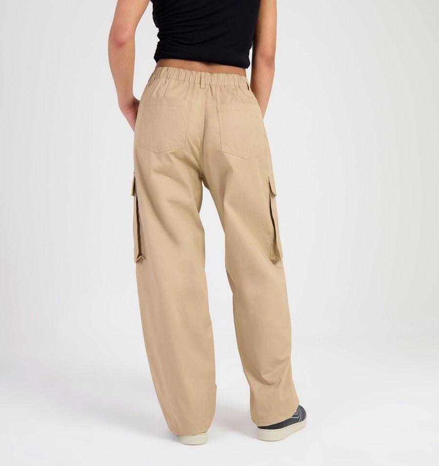 PANTALON MUJER ELLESSE GALILEA CAMEL-3