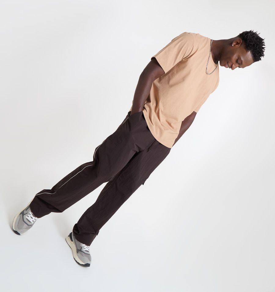 POLERA HOMBRE ELLESSE BUCK CAFÉ-3