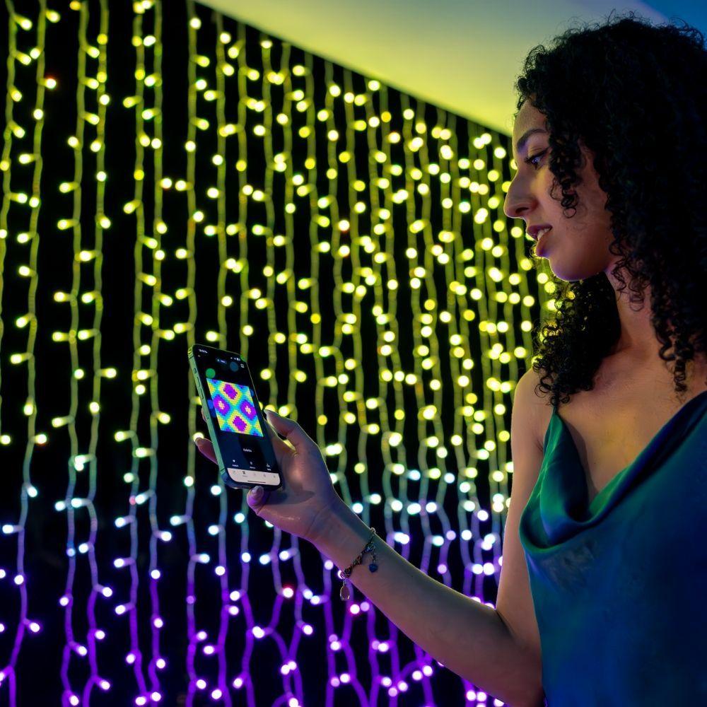 Cortina De 210 Luces Inteligentes Mapeables TWINKLY  BT/WiFi-2
