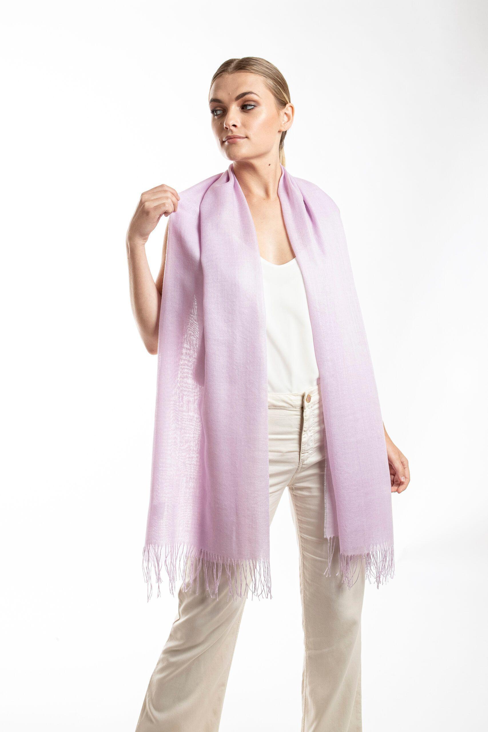 Chal 70% Baby Alpaca, 30% Seda - Nuna Rosada-1
