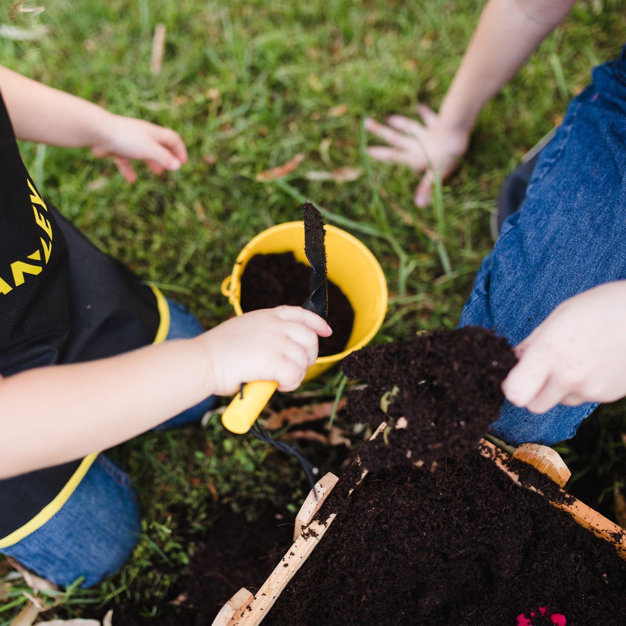 Pala recta de mano Metálico para Jardinería Niños Stanley Jr.-4