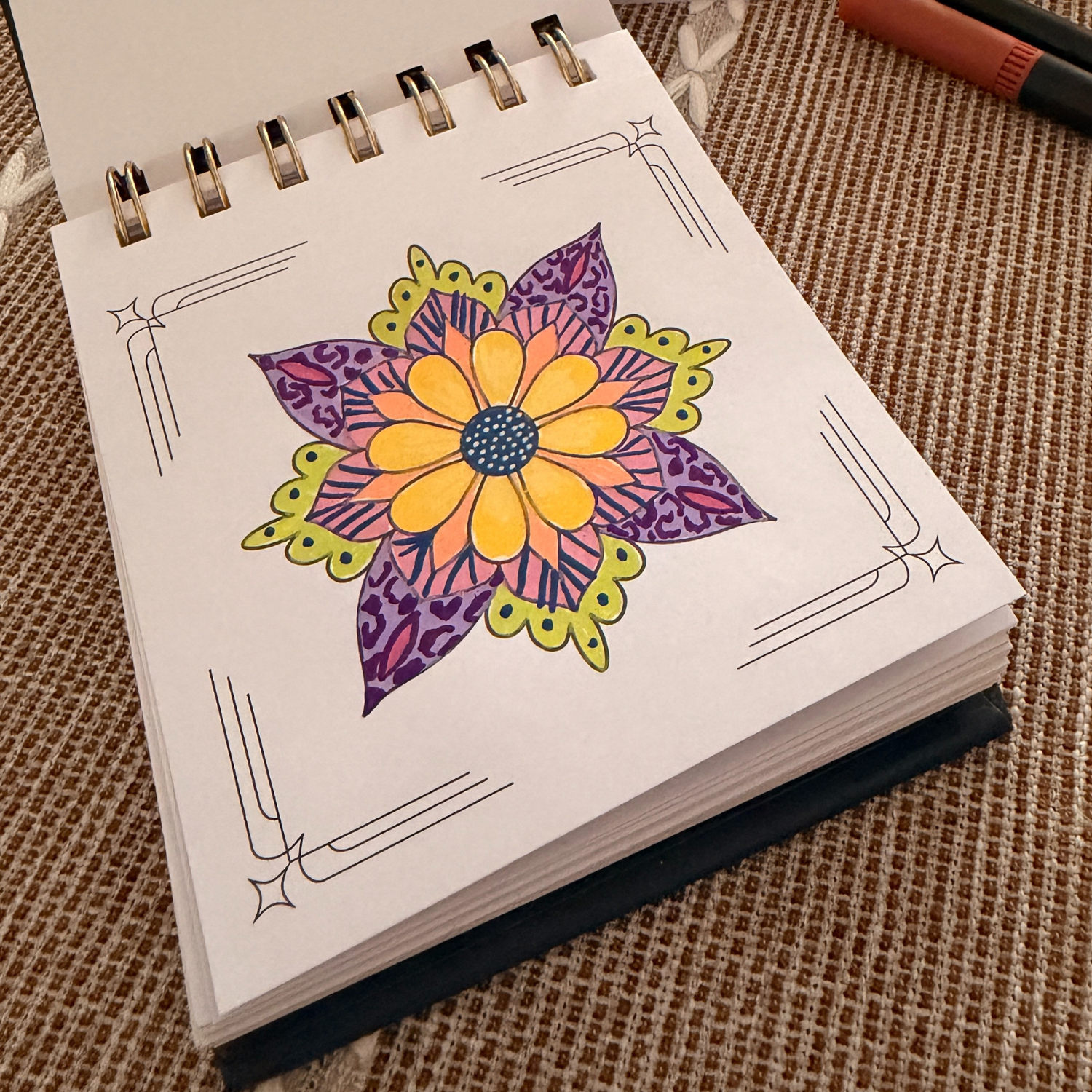 Libro de 50 mini mandalas para colorear-4