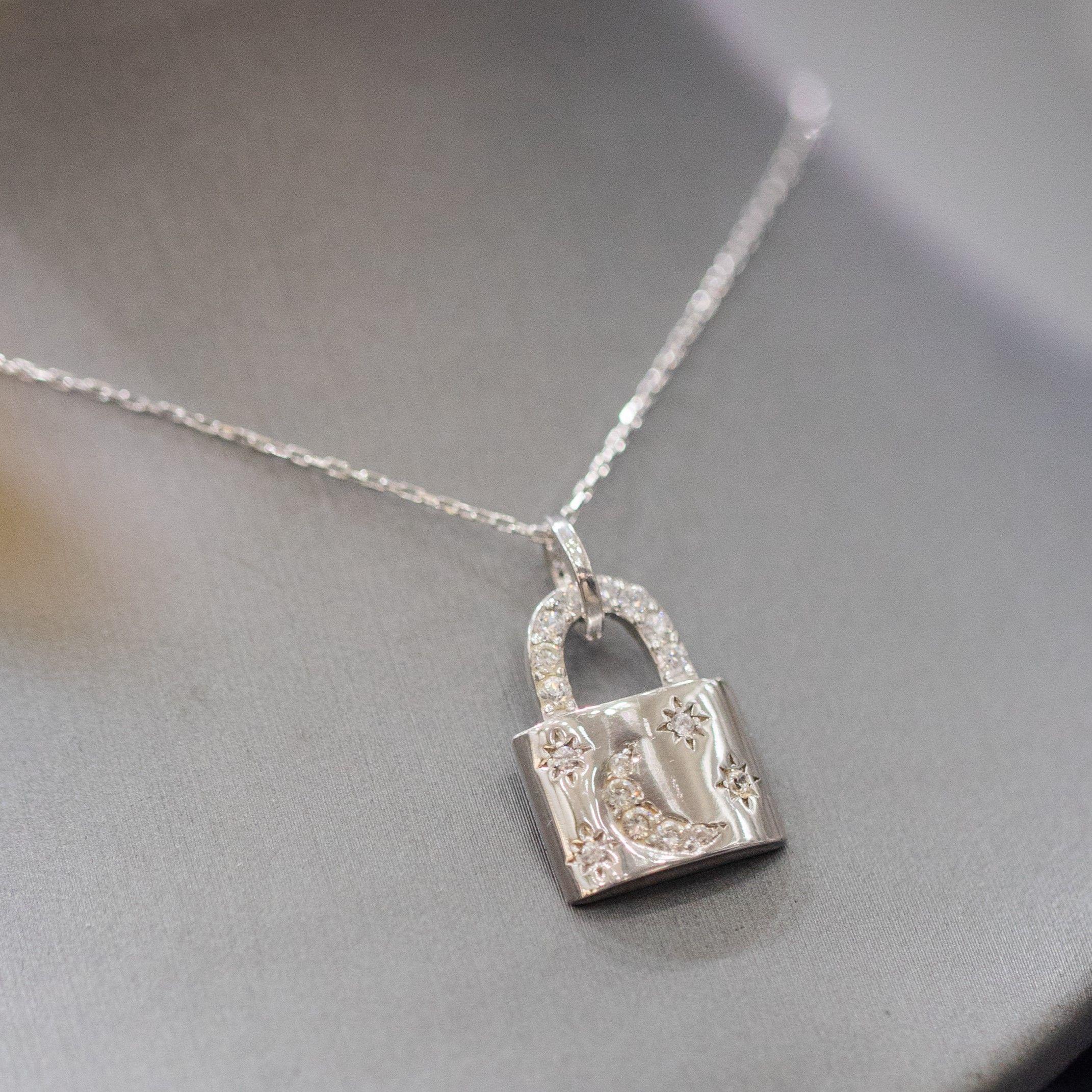 Collar We Are All Stars Candado Moon Lock-4