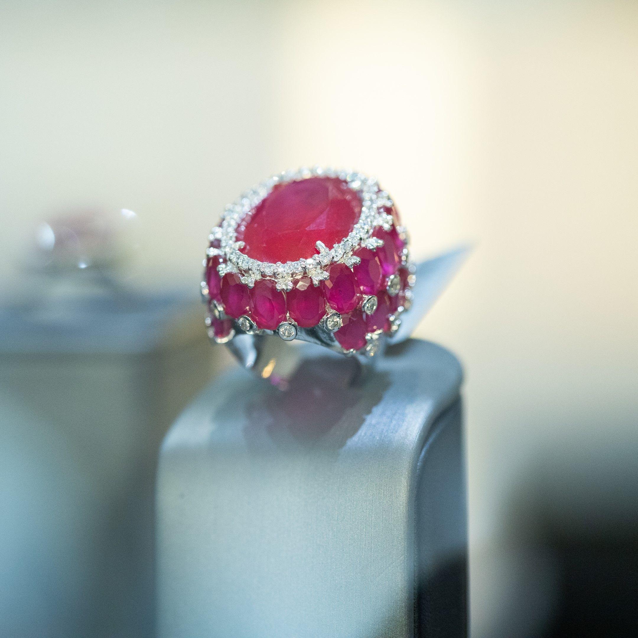 Anillo Silver  Rubi Cabuchon #13-4