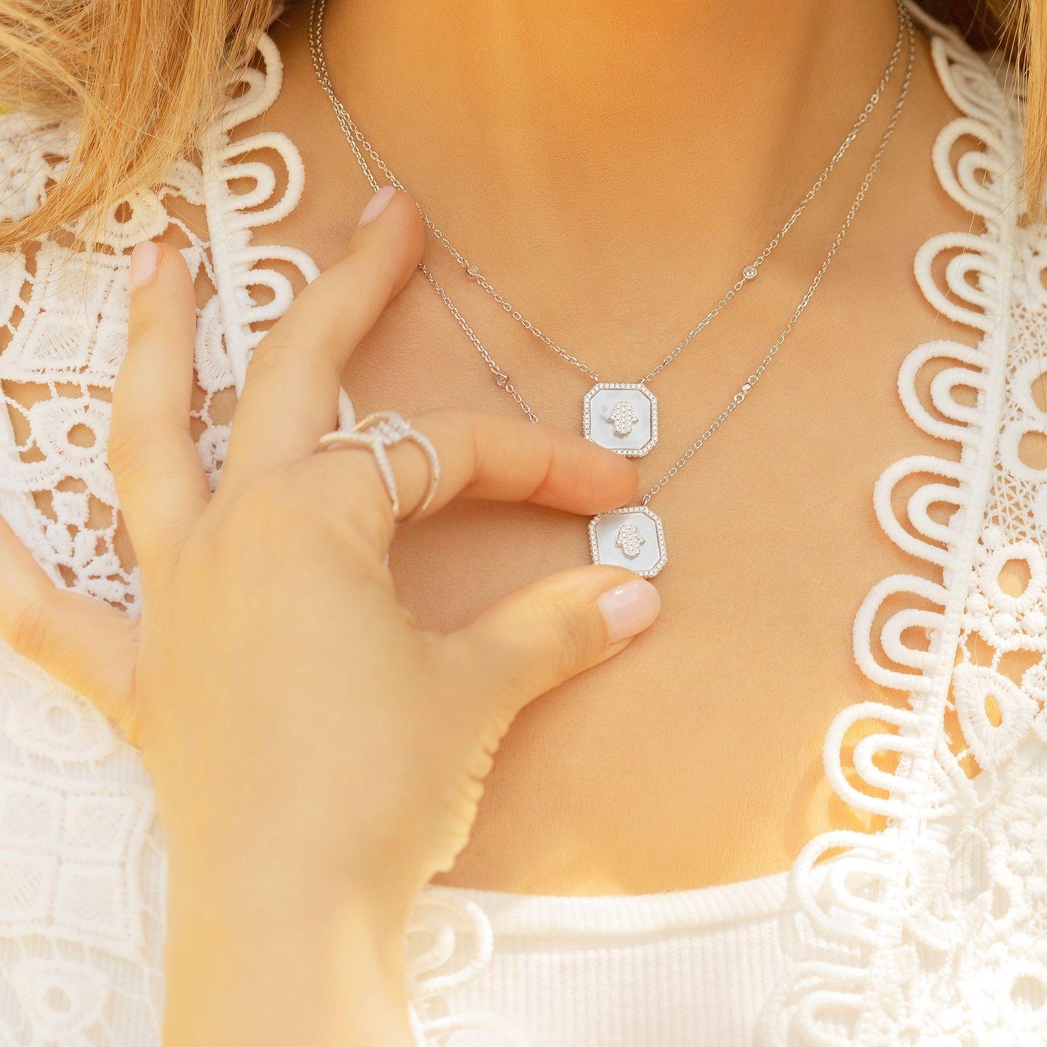 Collar Hamsa En Nacar Con Cz-3