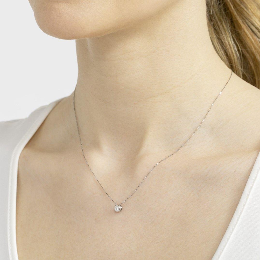 Punto De Luz Oro Blanco 18K Diamante Bisel 0.17Ct-1