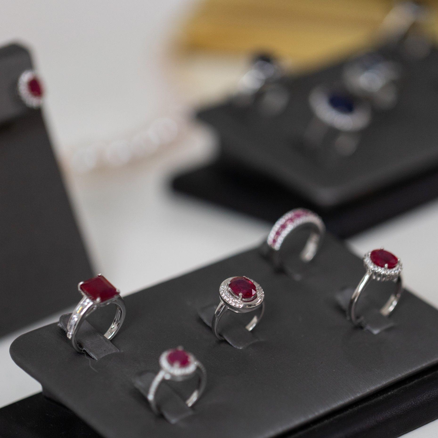 Anillo Bloom Rubí Natural 2,72Ct #12-2