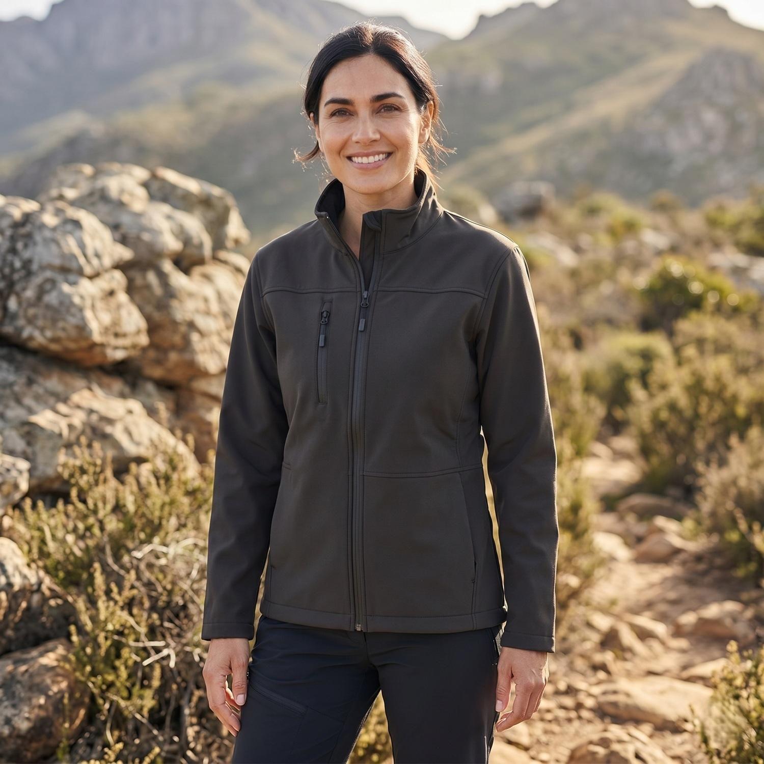 Chaqueta Softshell Mujer Impermeable - Four Negra-2