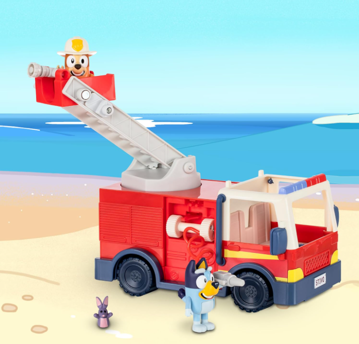 BLUEY CAMION DE BOMBEROS CON BLUEY BINGO Y BOB BILBY-5
