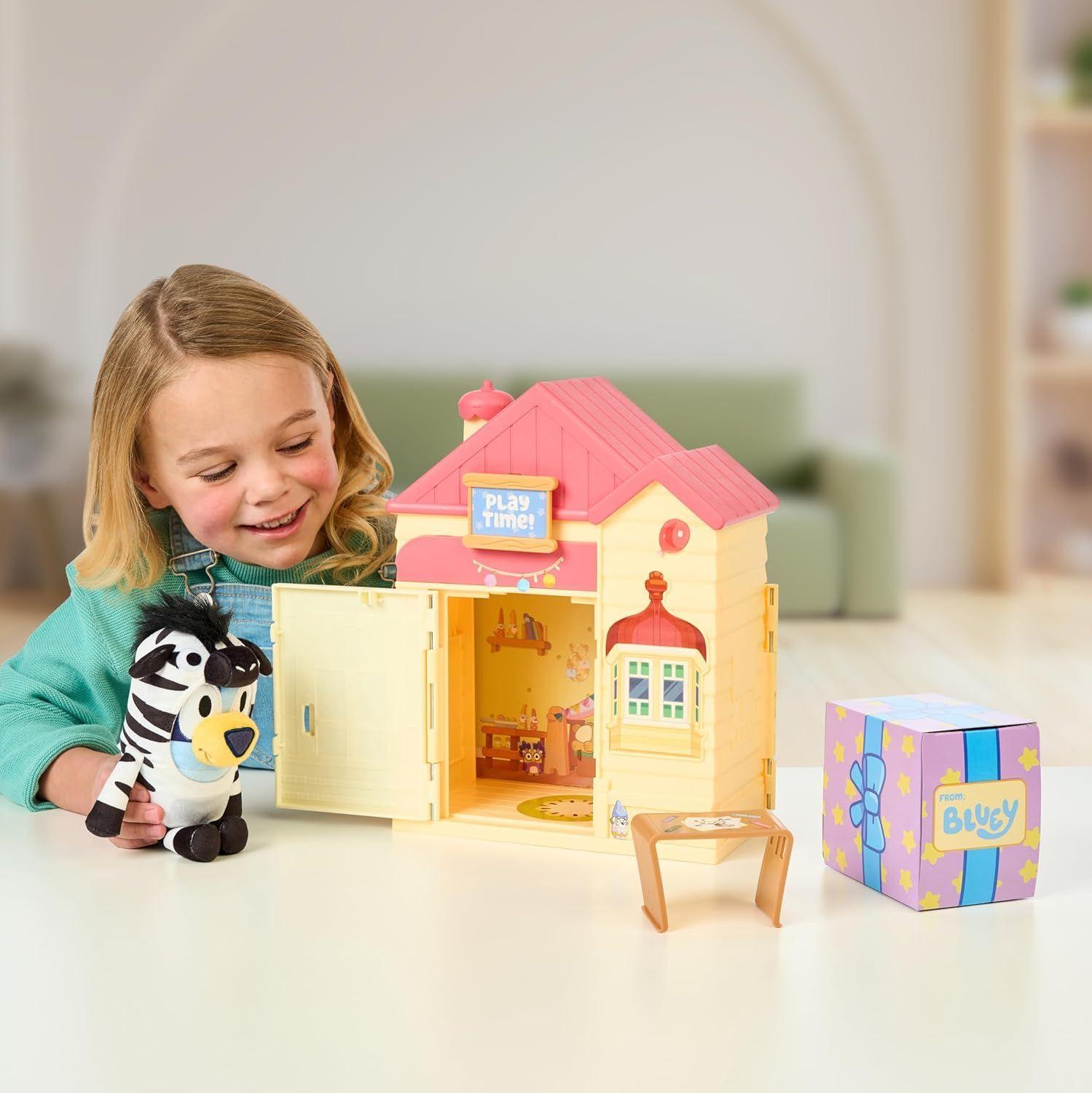 BLUEY CASA CON PELUCHE SORPRESA -3