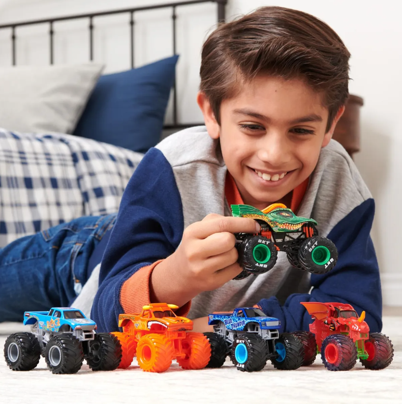 MONSTER JAM SET DOS VEHICULOS BOG HOG VS KING SLING-7