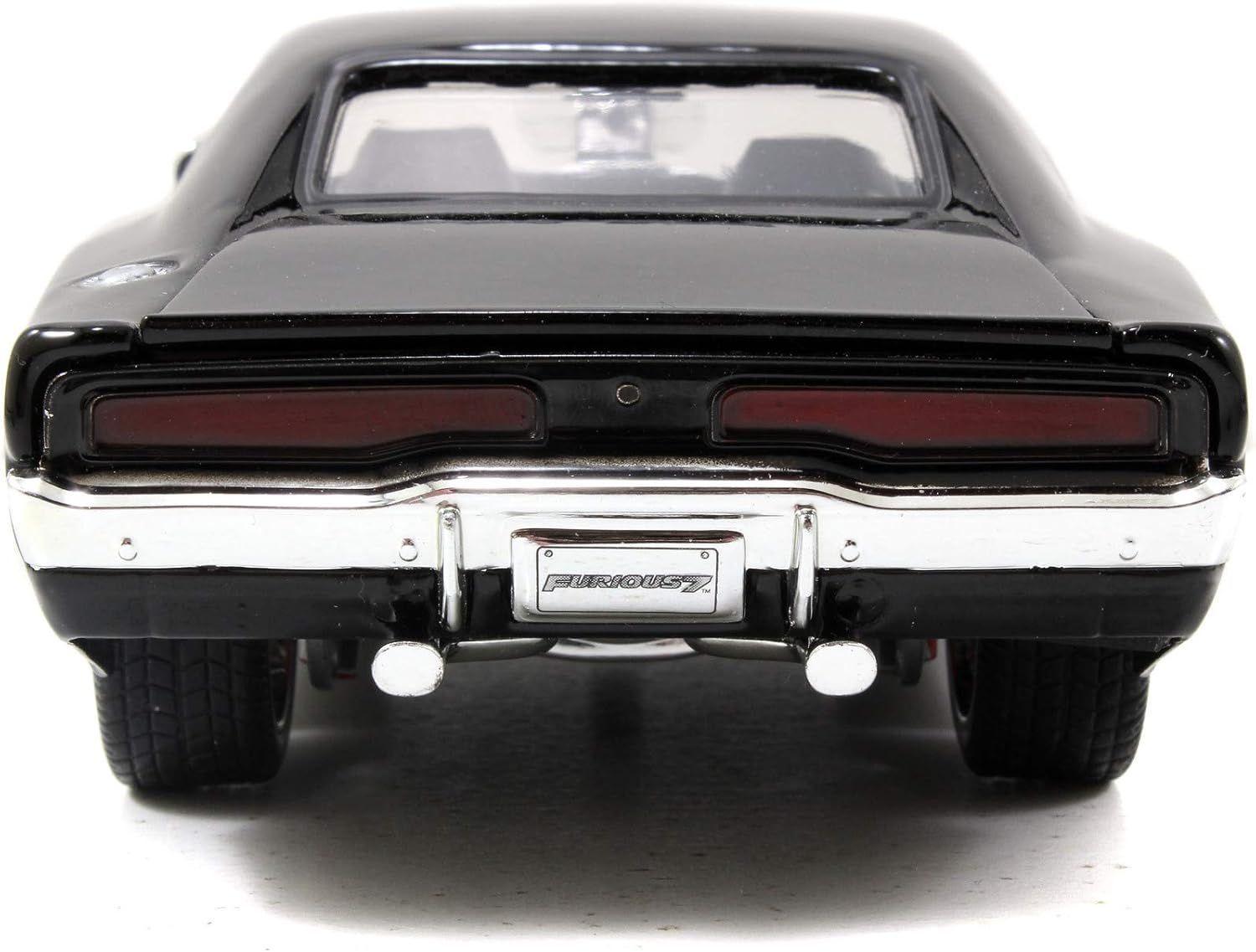 RAPIDO Y FURIOSO VEHICULO DODGE CHARGER R/T CON FIGURA DE TORETO ESCALA 1:24-5